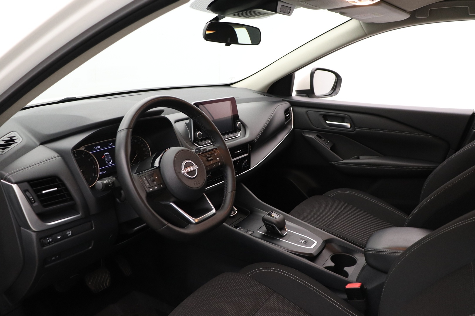 NISSAN Qashqai 2024