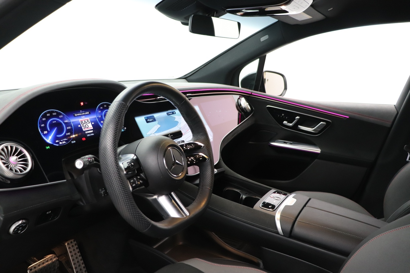 MERCEDES-BENZ EQE 2023