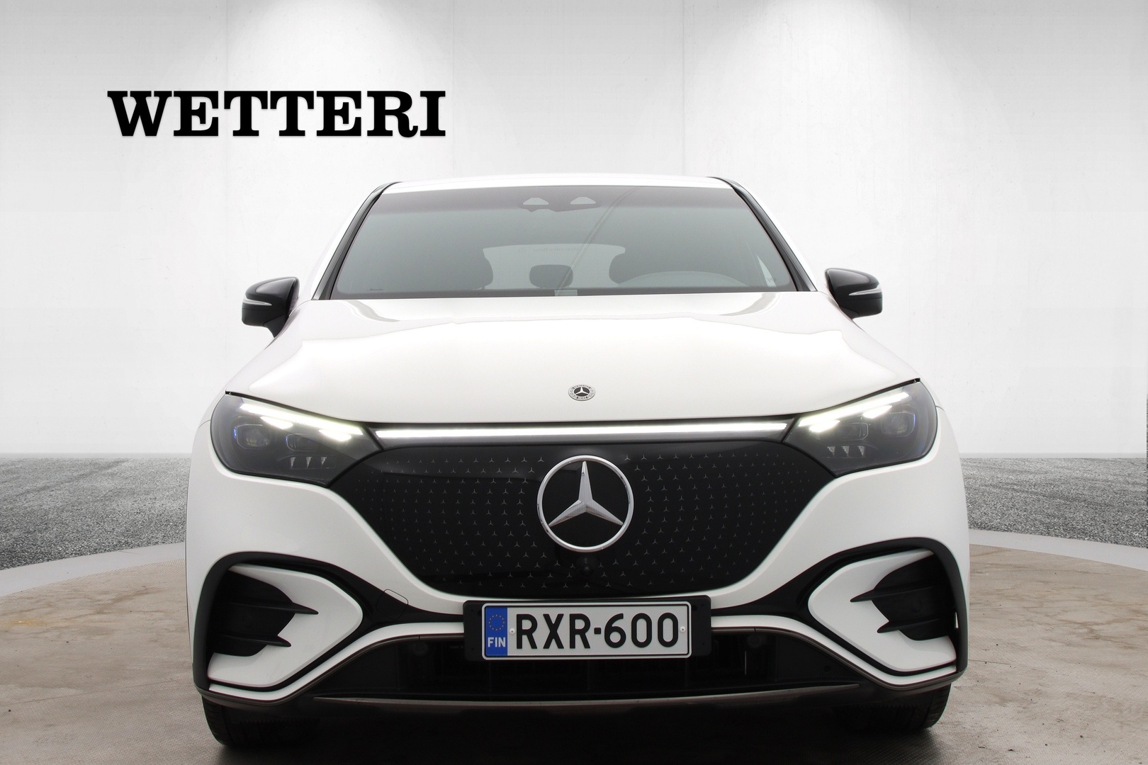 MERCEDES-BENZ EQE 2023