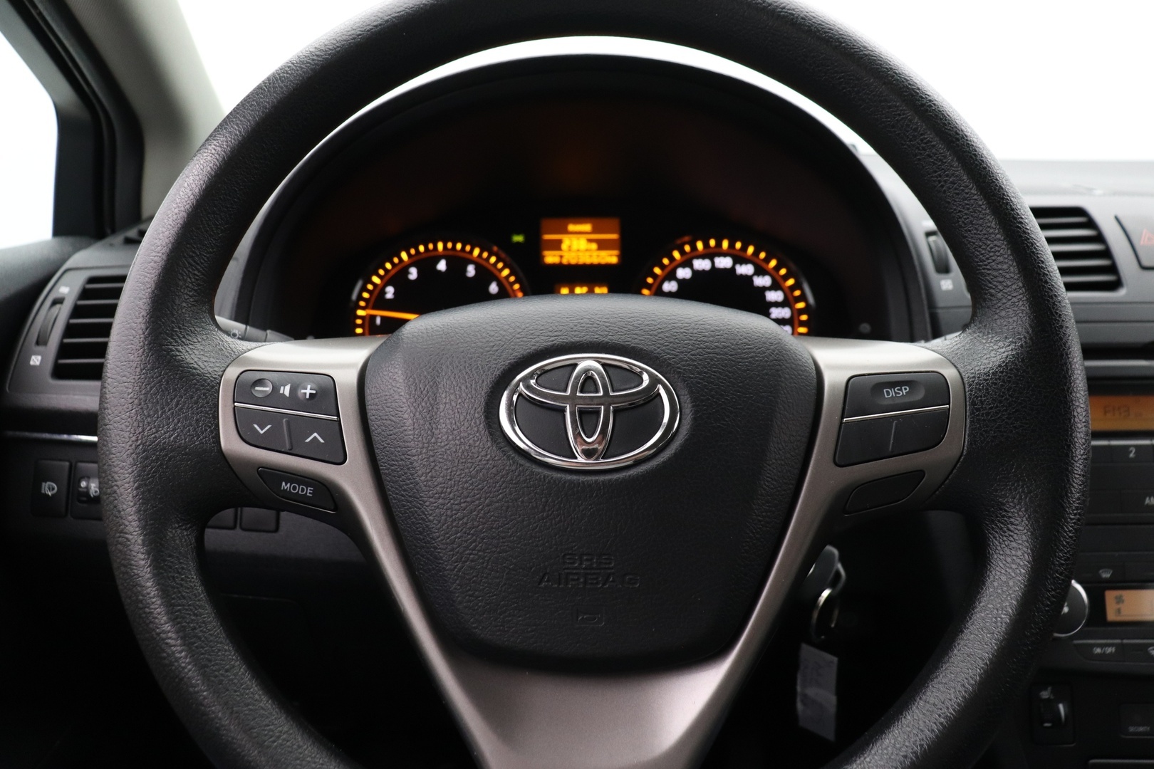TOYOTA Avensis 2009