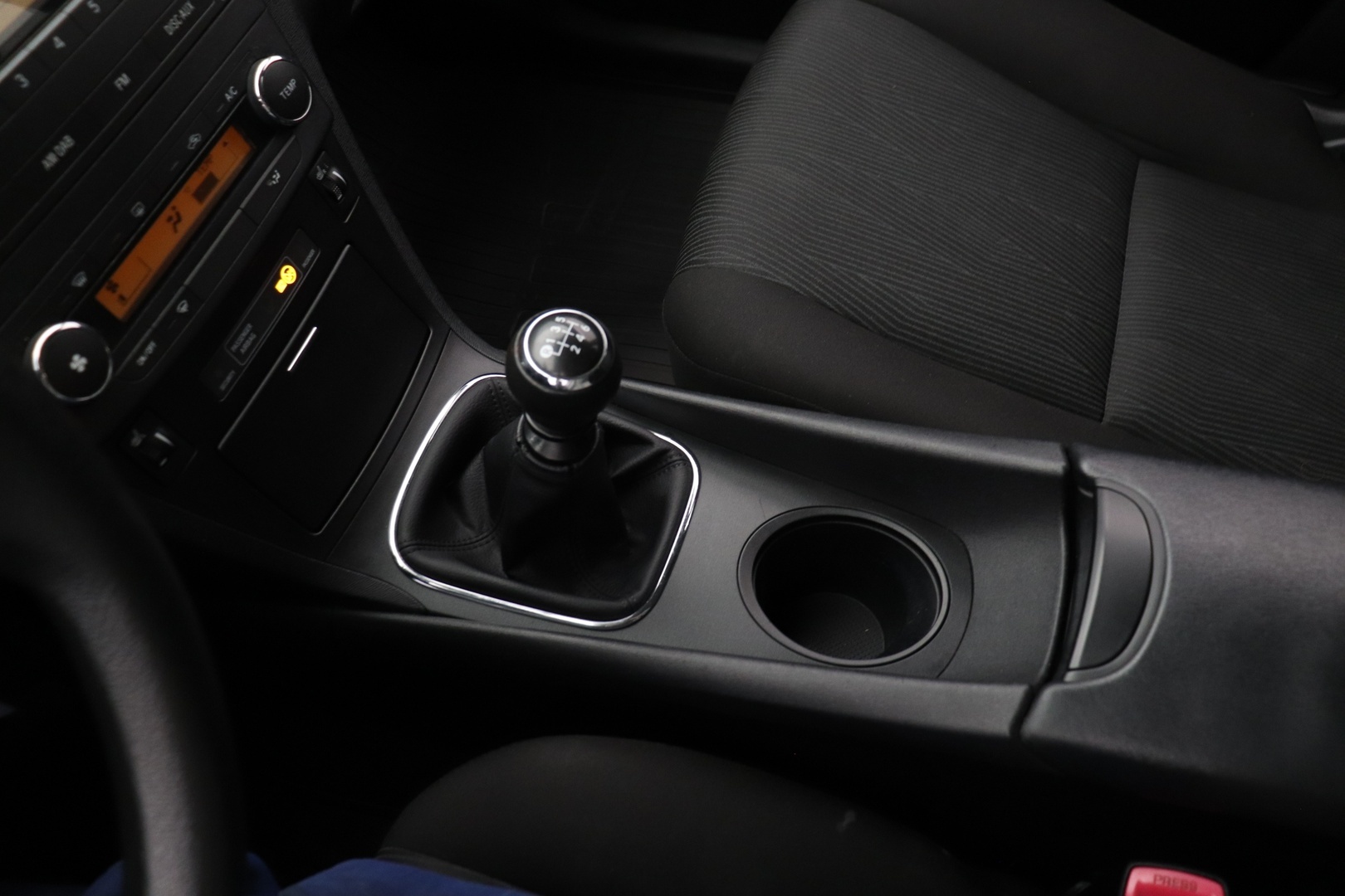 TOYOTA Avensis 2009