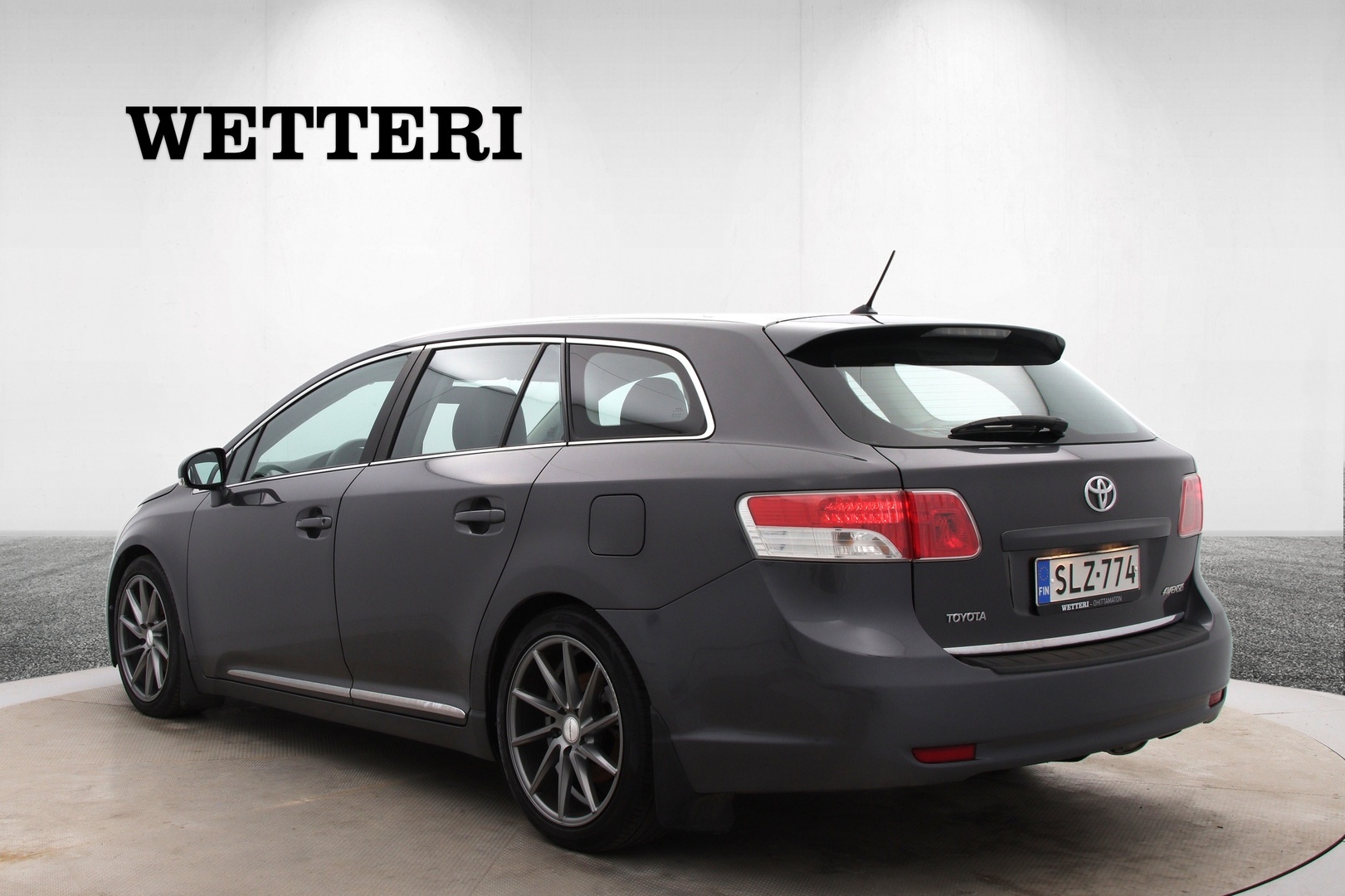 TOYOTA Avensis 2009