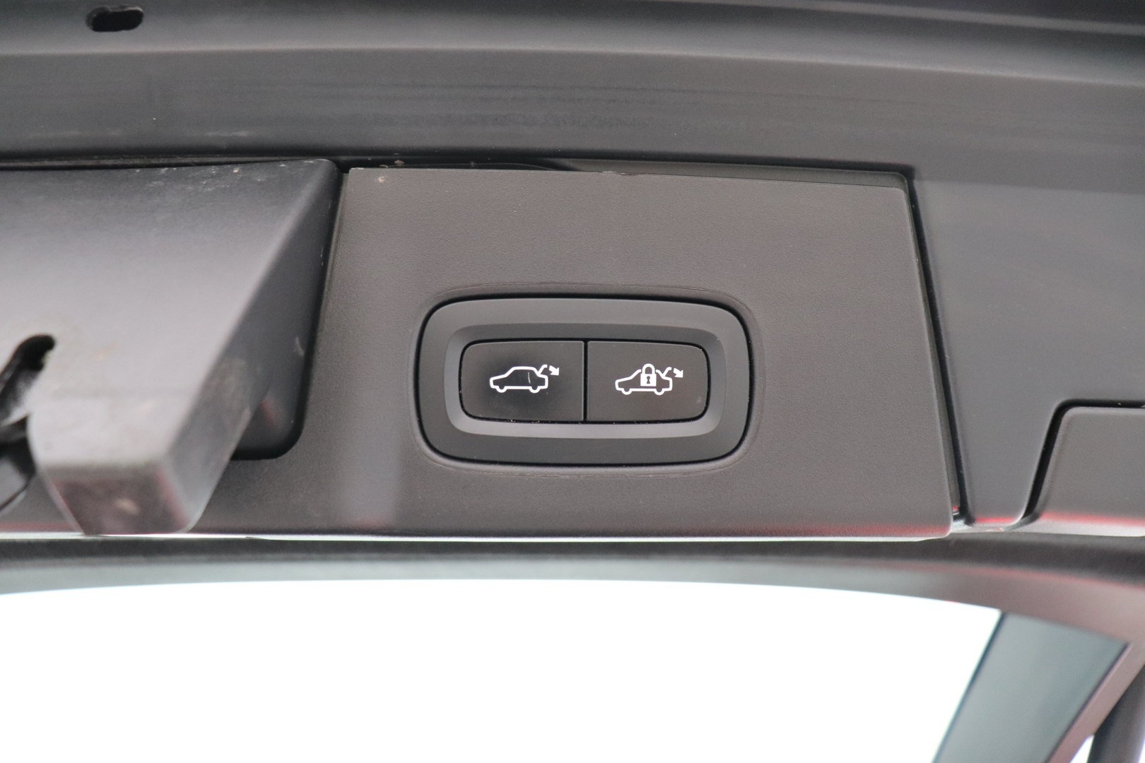 VOLVO V90 Cross Country 2020