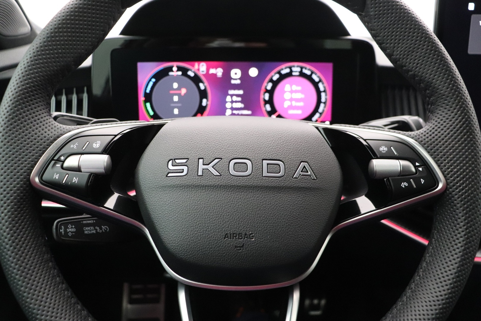 SKODA Superb 2026