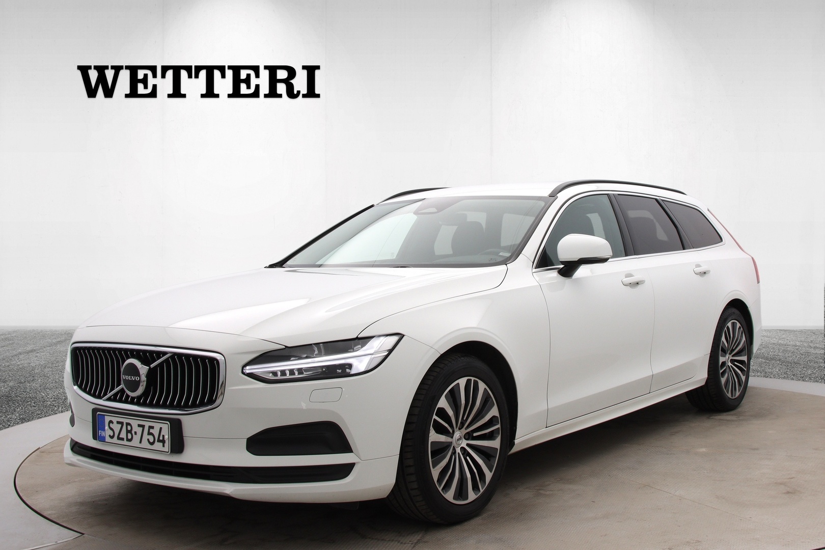 VOLVO V90 2021