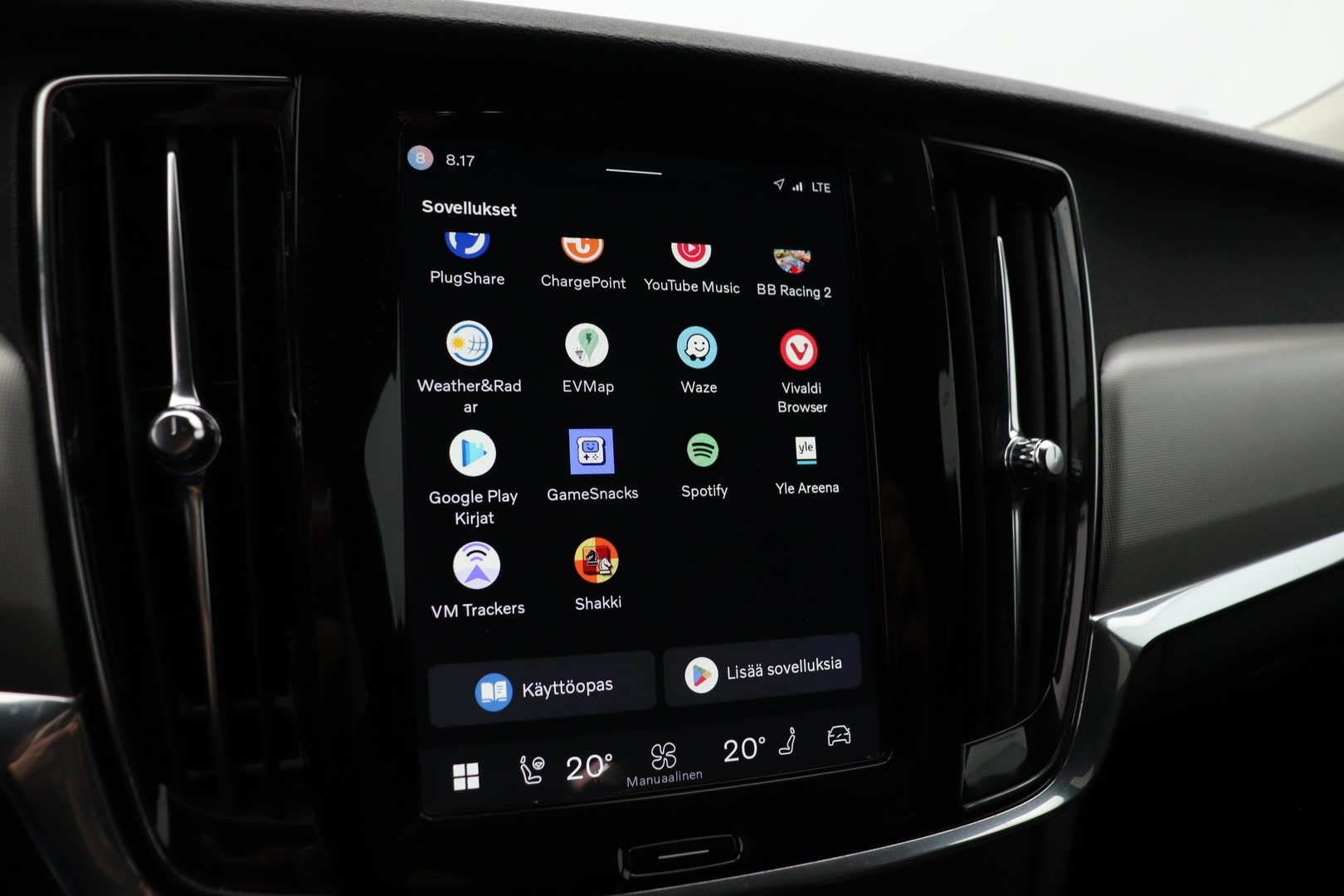 VOLVO V90 2021