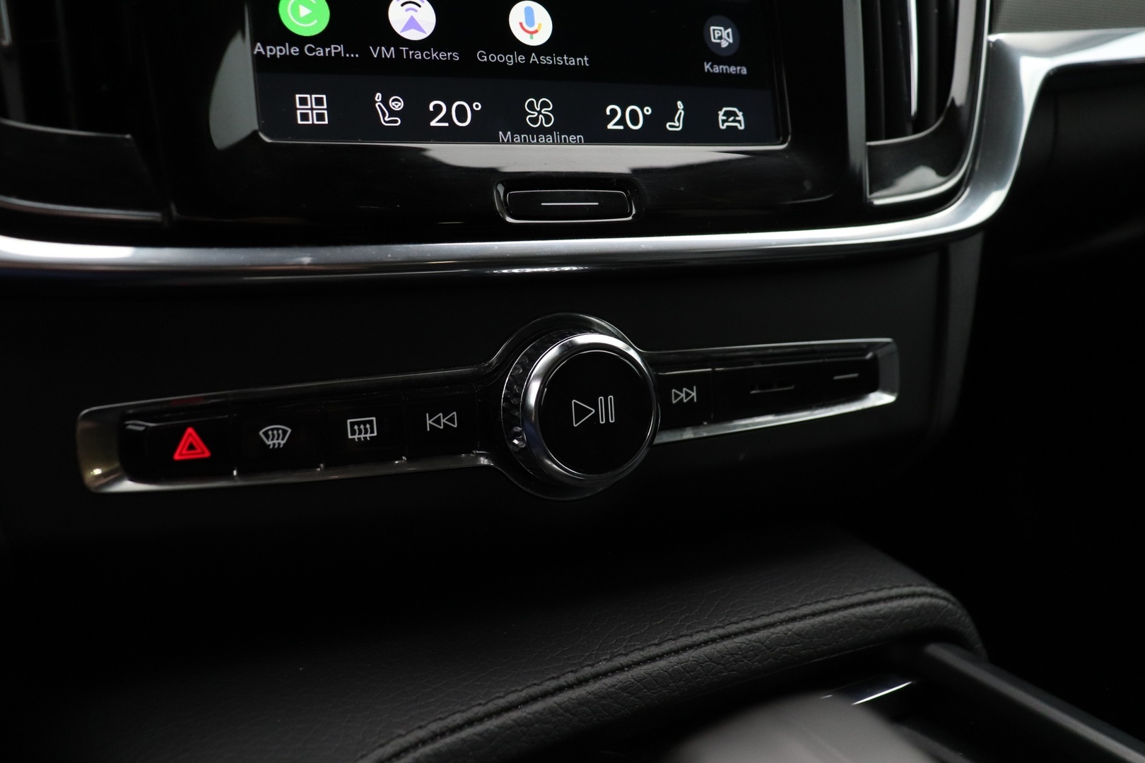 VOLVO V90 2021