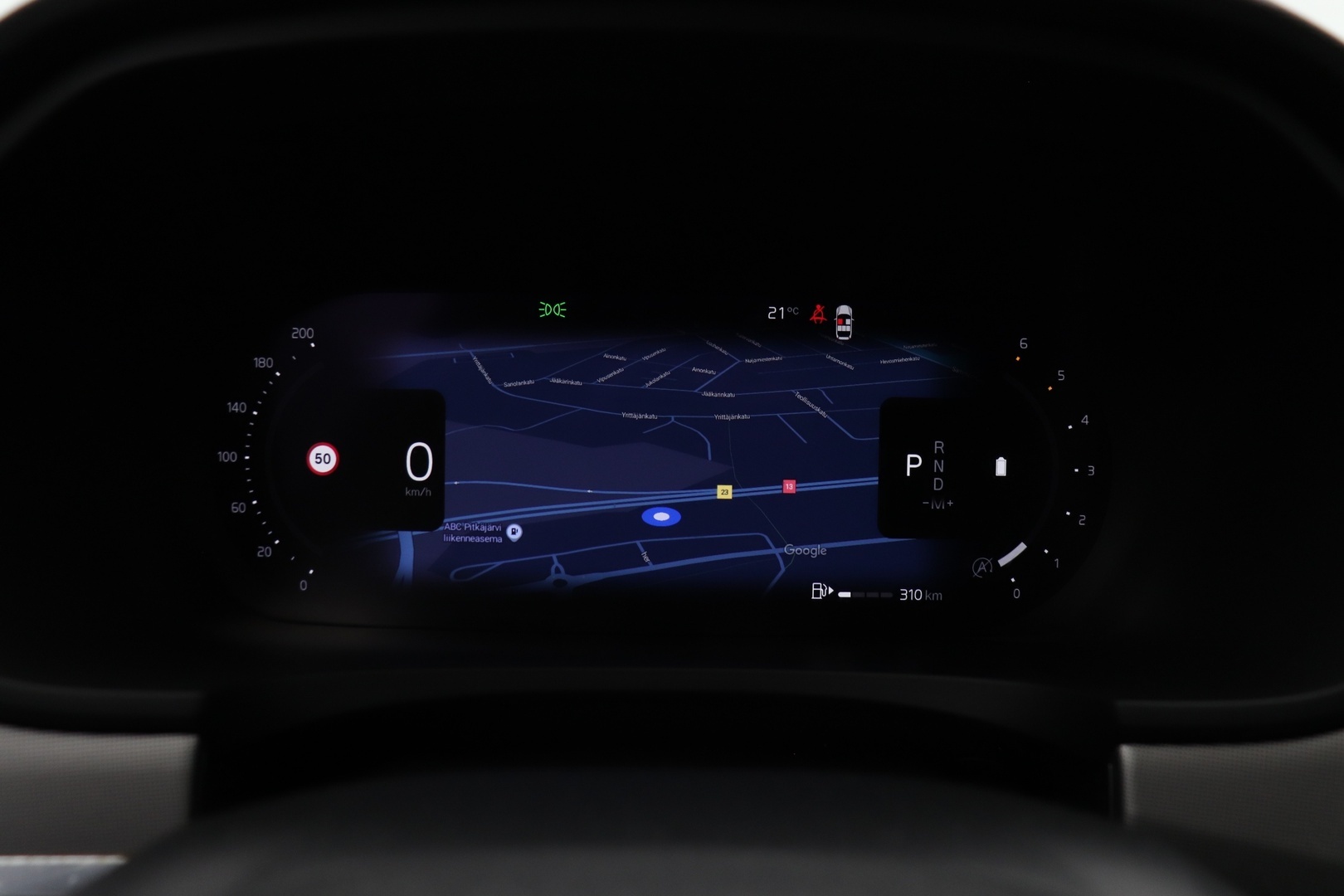 VOLVO V90 2021
