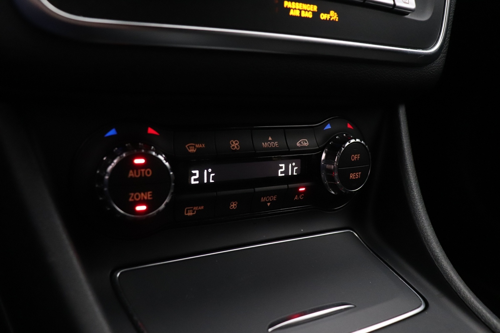 MERCEDES-BENZ CLA 2018
