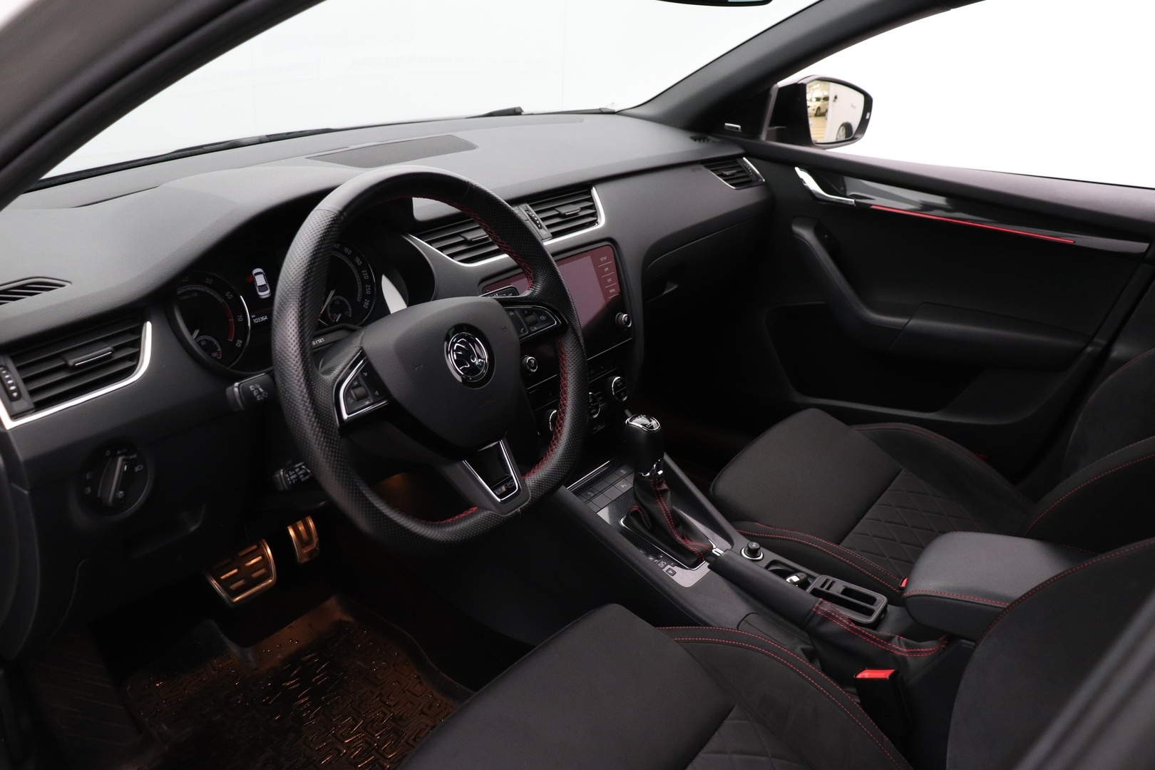 SKODA Octavia 24