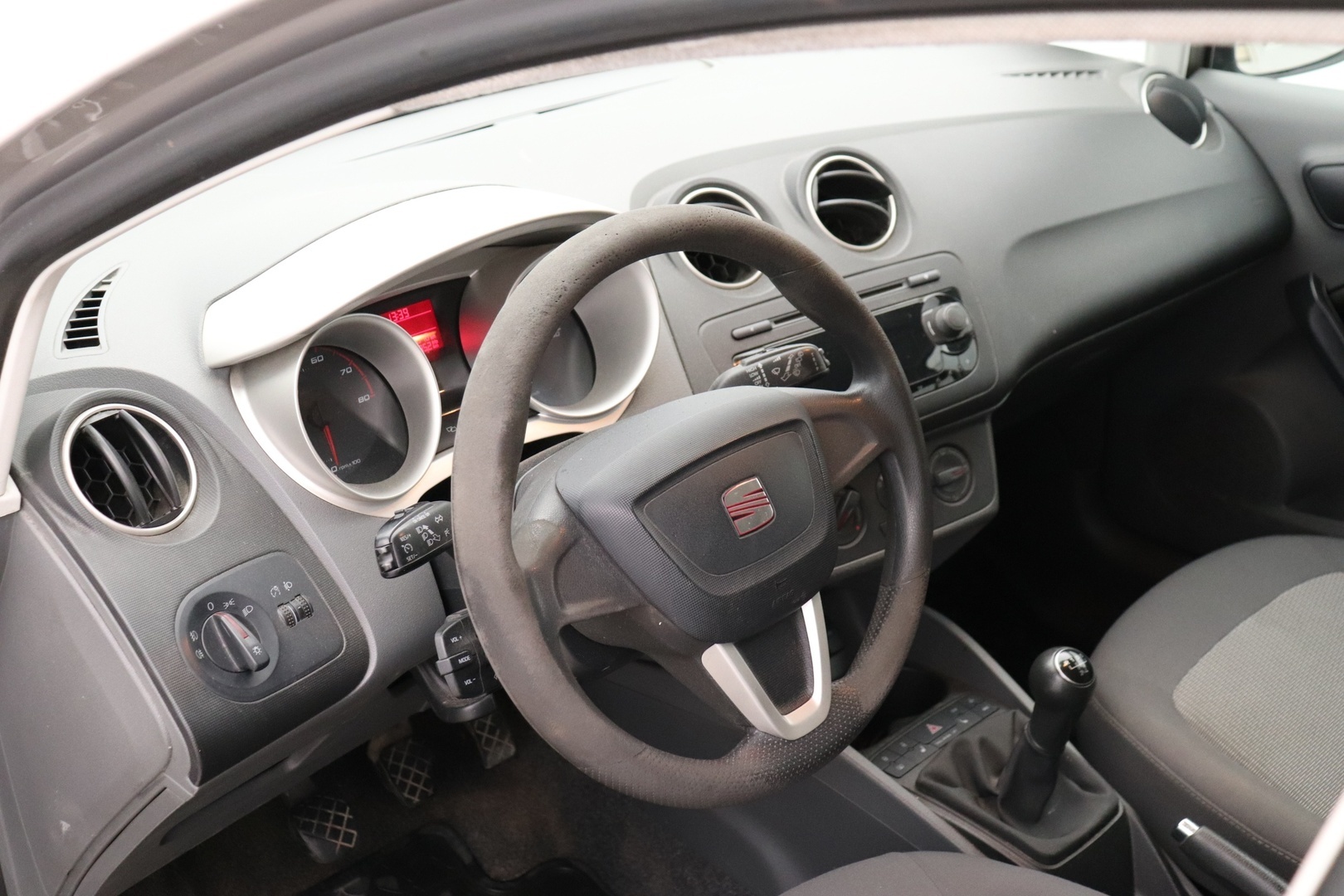SEAT Ibiza ST 2011