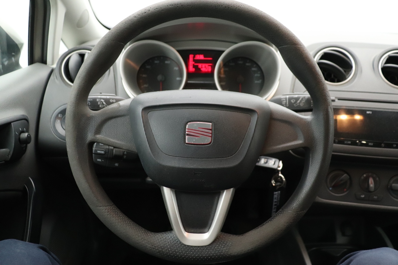 SEAT Ibiza ST 2011