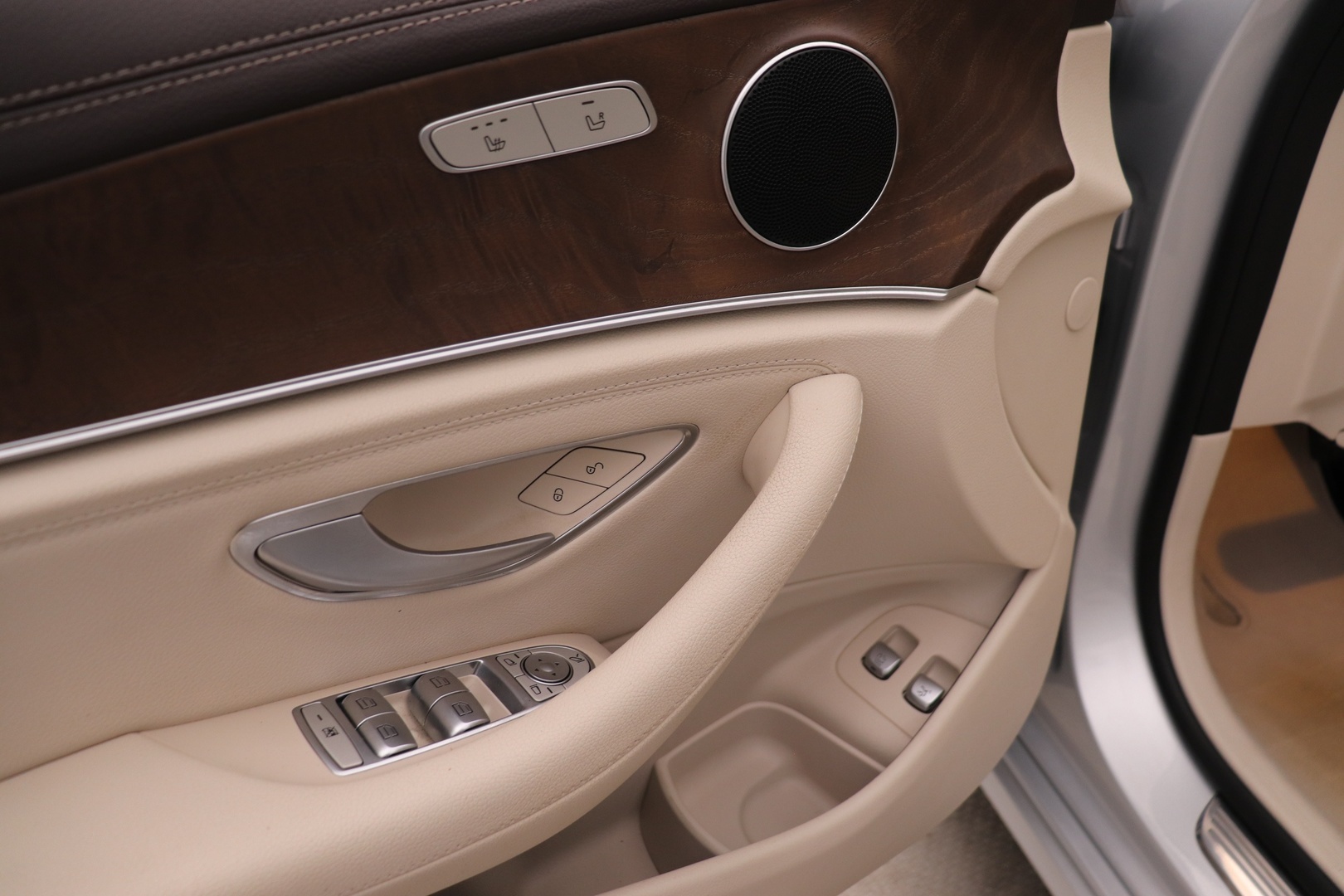 MERCEDES-BENZ E 2018