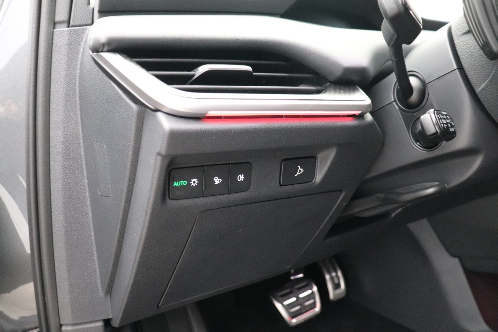 SKODA Enyaq 2026