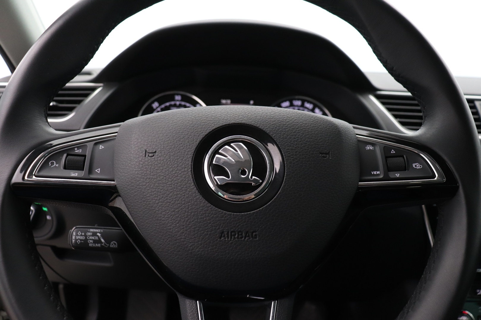 SKODA Superb 2019
