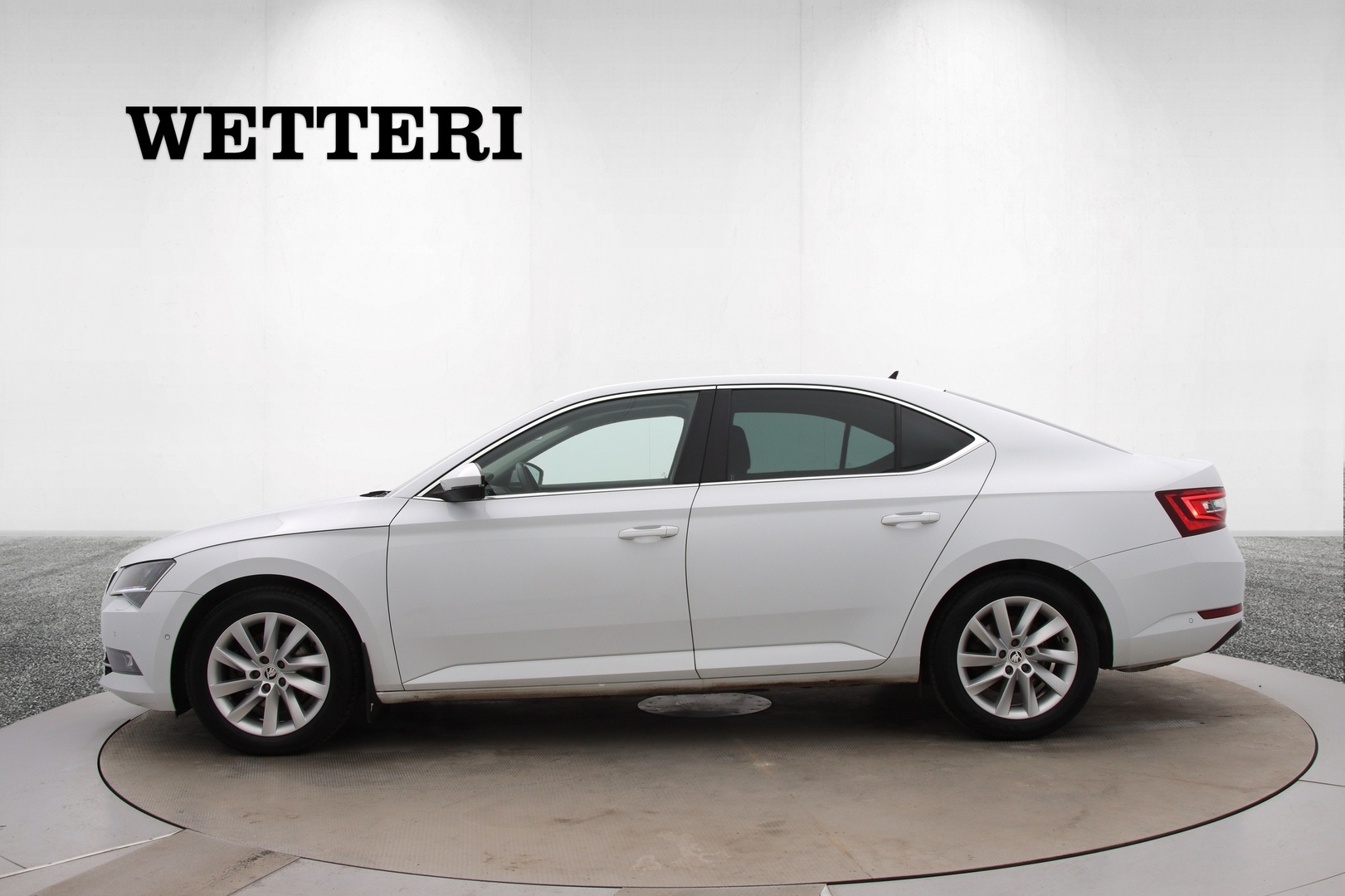 SKODA Superb 2019
