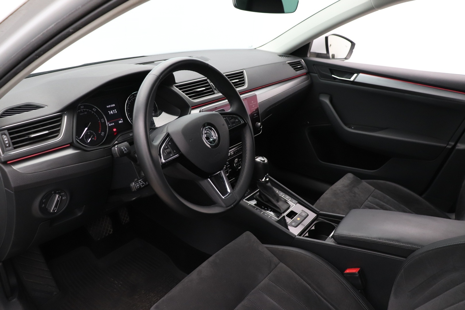 SKODA Superb 2019