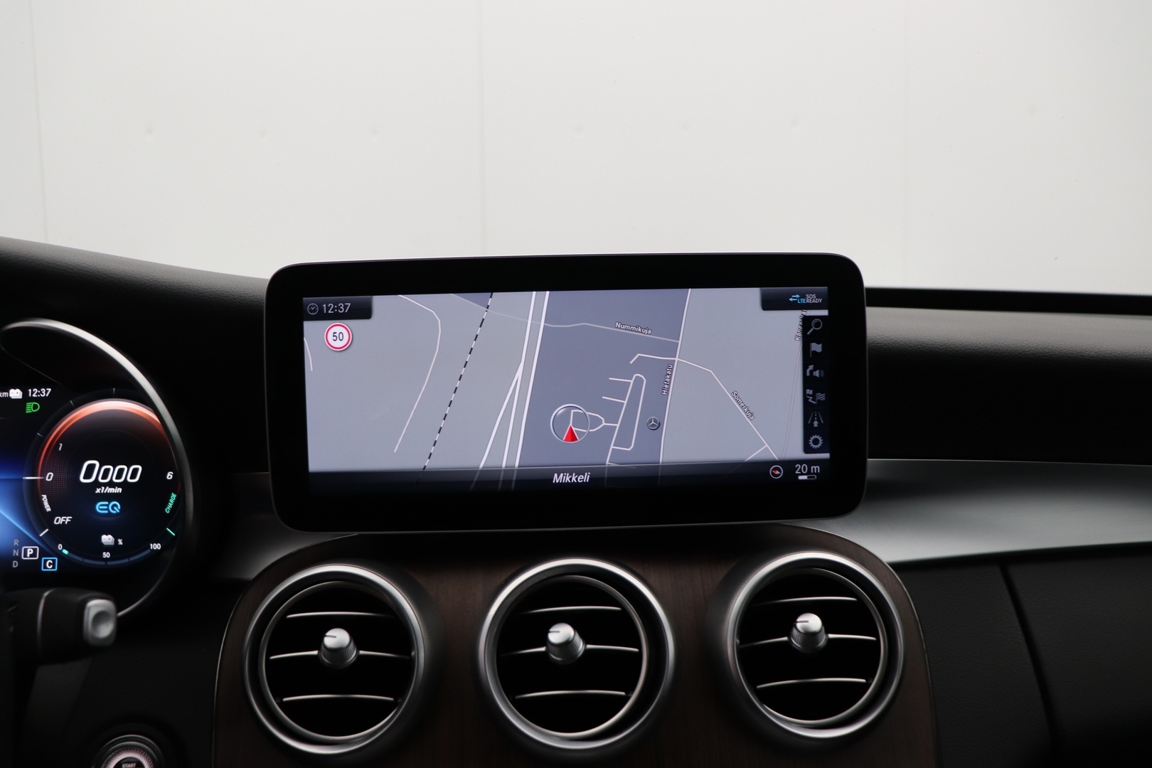 MERCEDES-BENZ C 2020