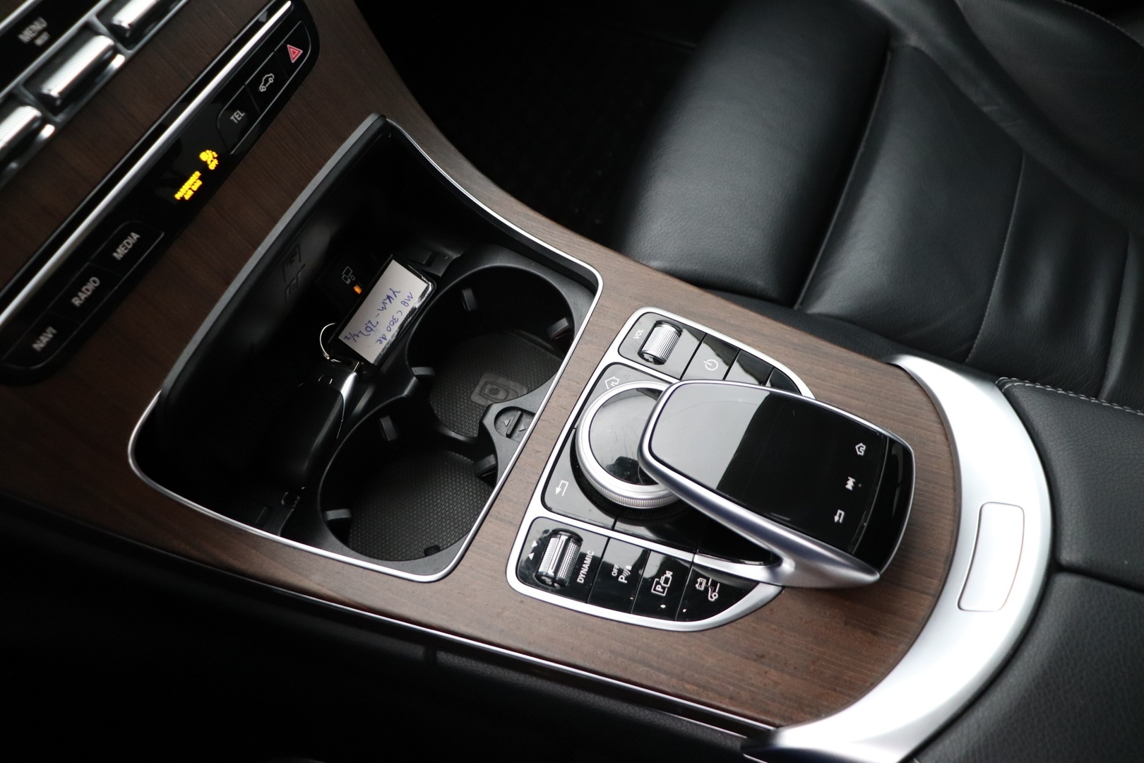 MERCEDES-BENZ C 2020