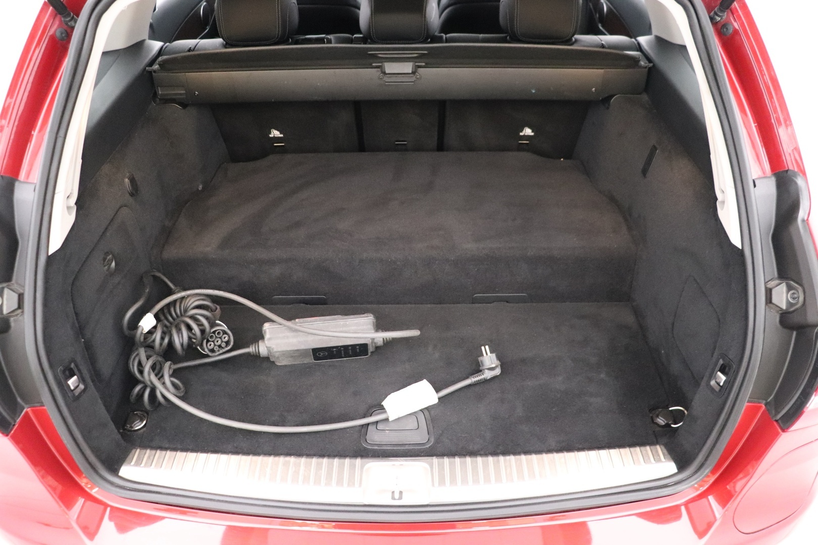 MERCEDES-BENZ C 2020