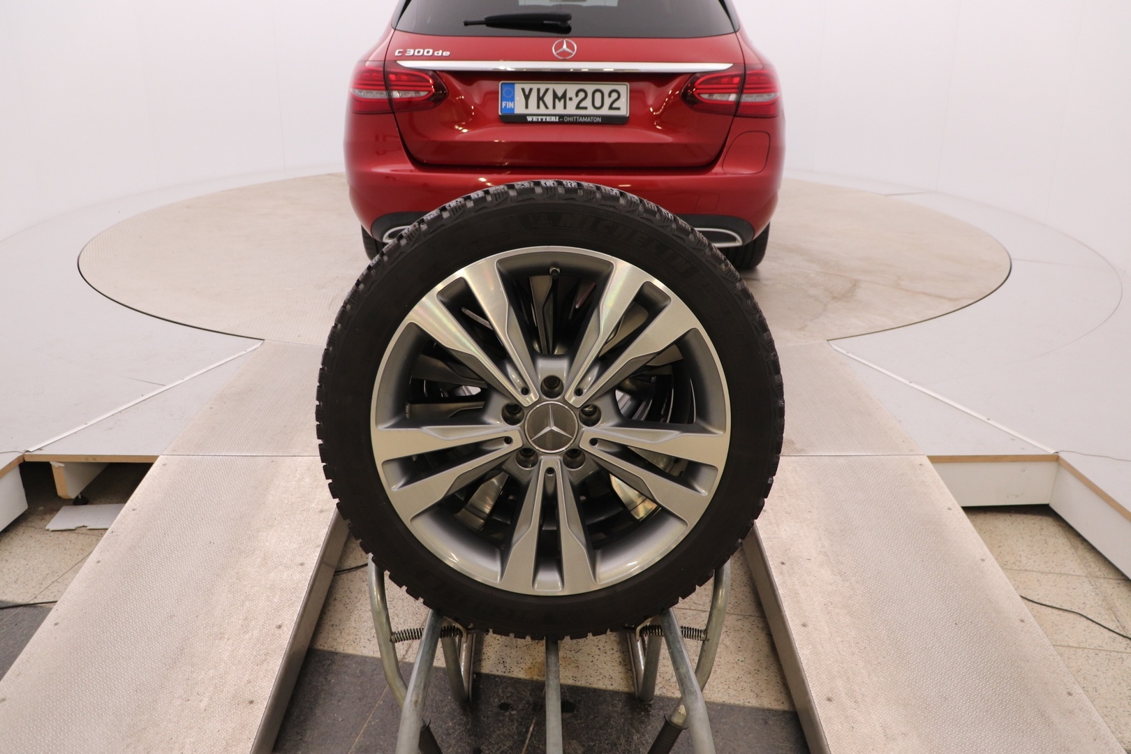 MERCEDES-BENZ C 2020