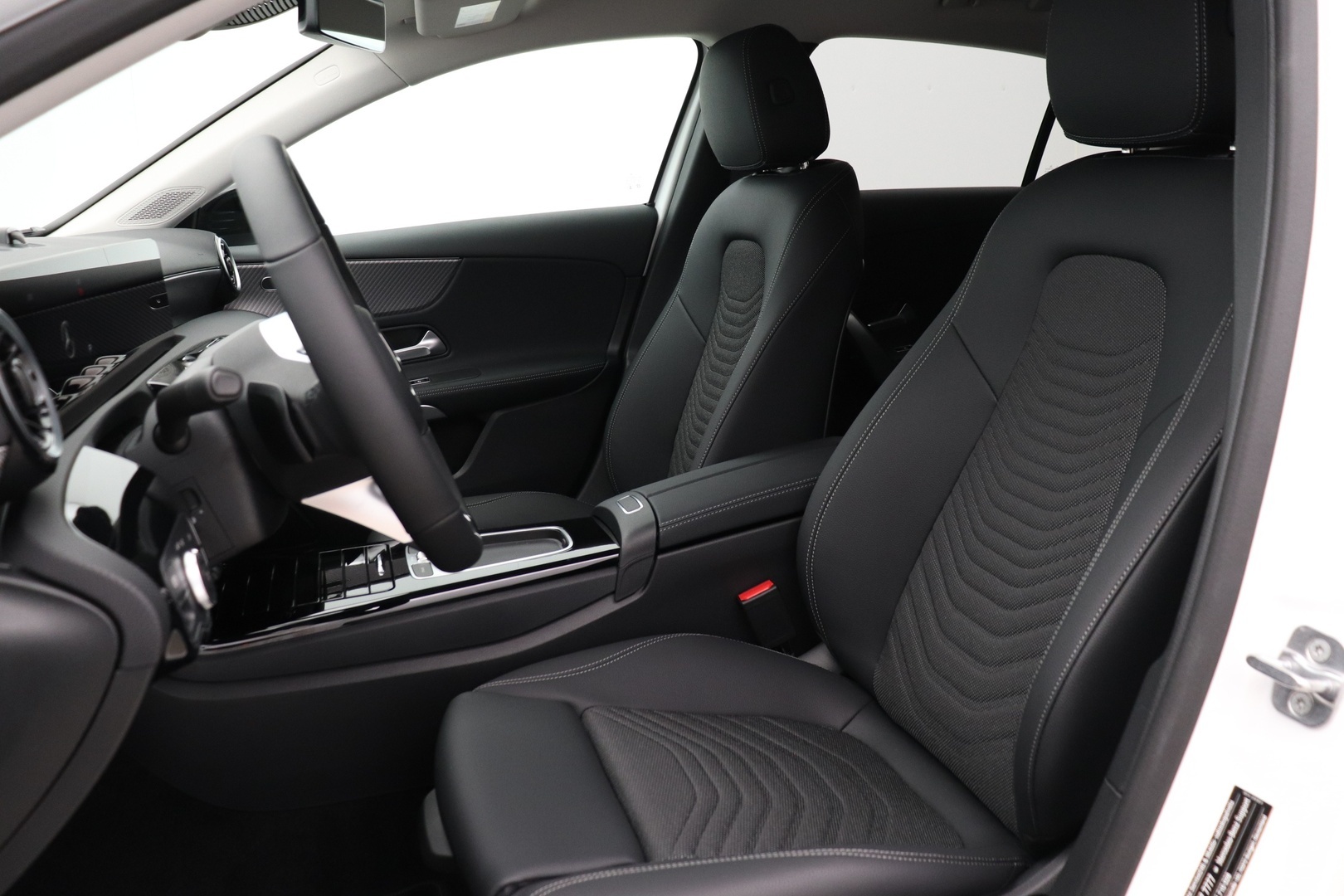 MERCEDES-BENZ A 2026
