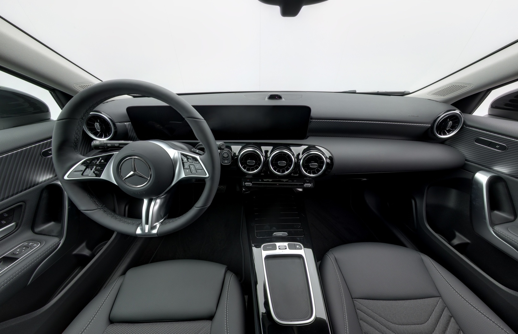 MERCEDES-BENZ A 2026