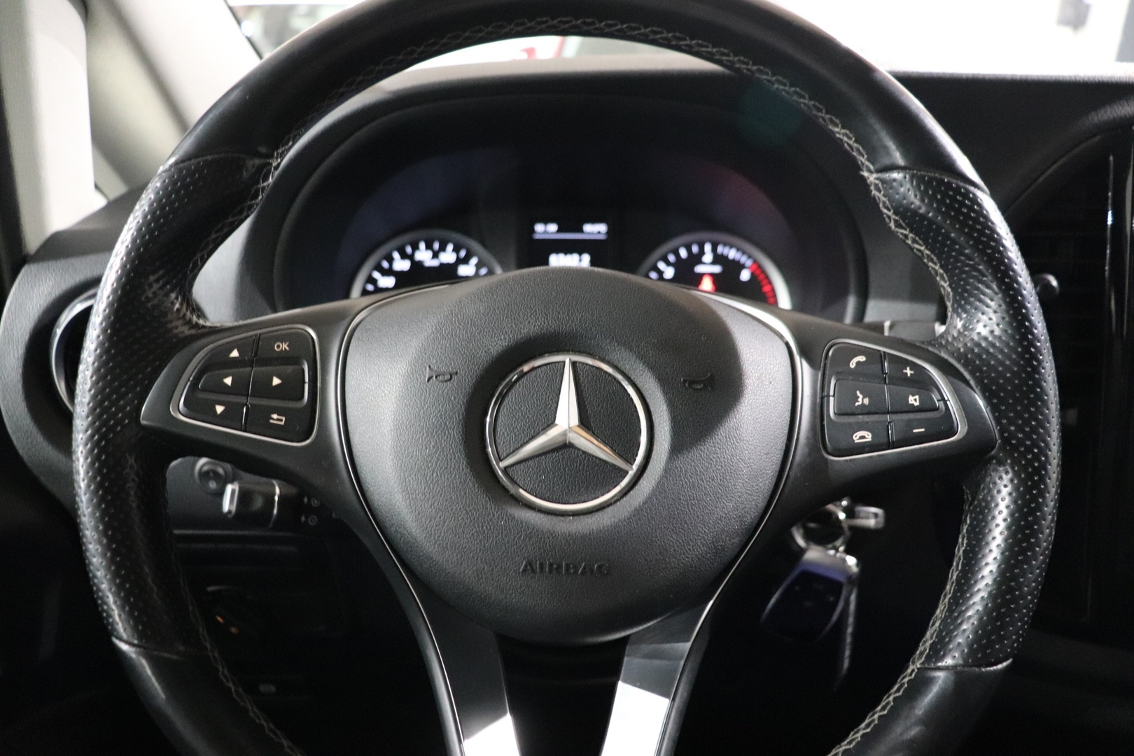 MERCEDES-BENZ Vito 2022