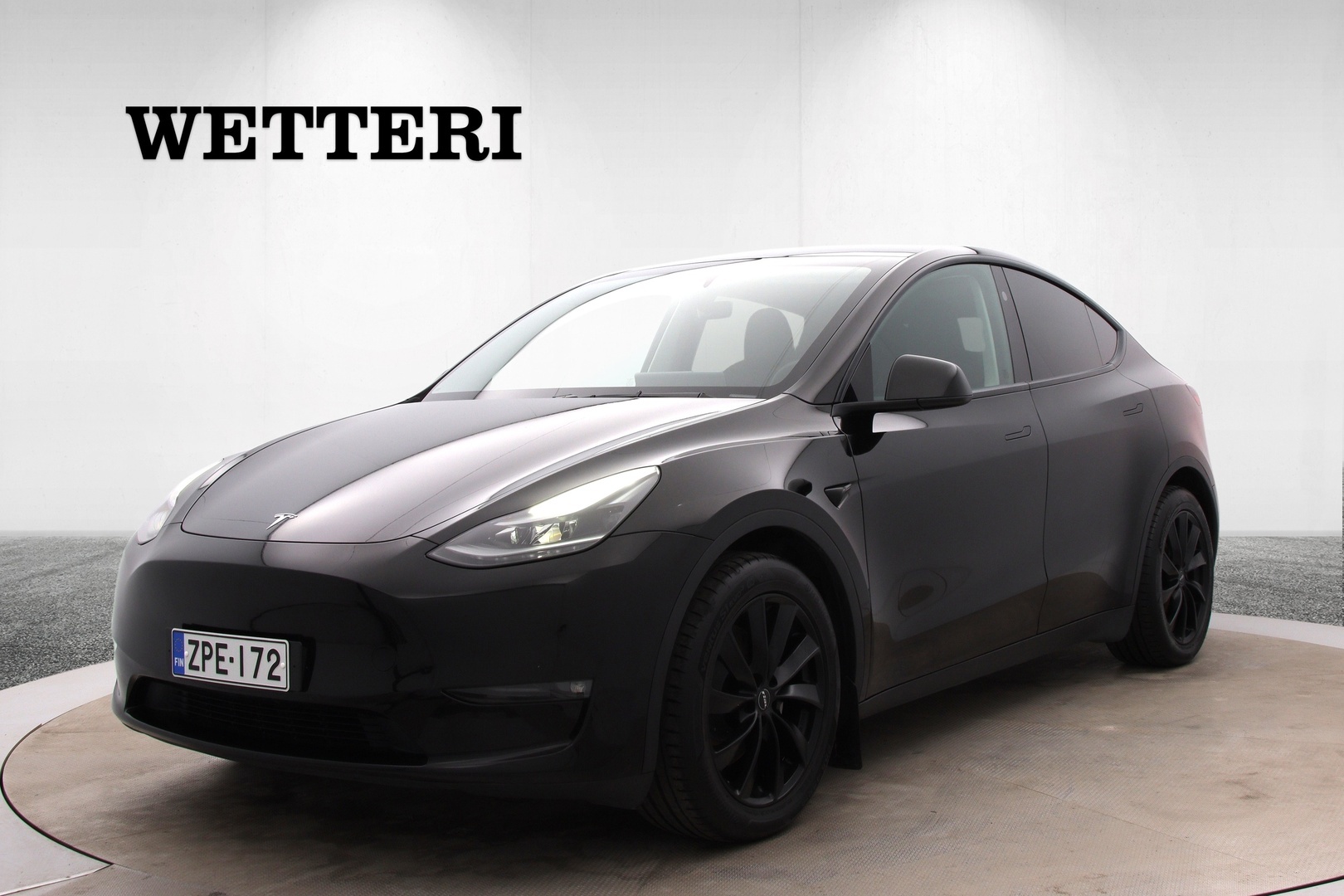 TESLA Model Y 2025