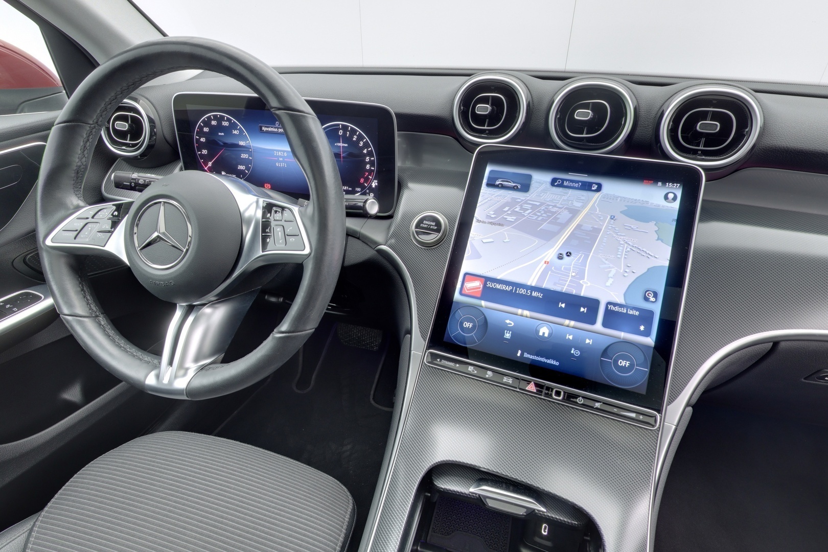 MERCEDES-BENZ GLC 2025