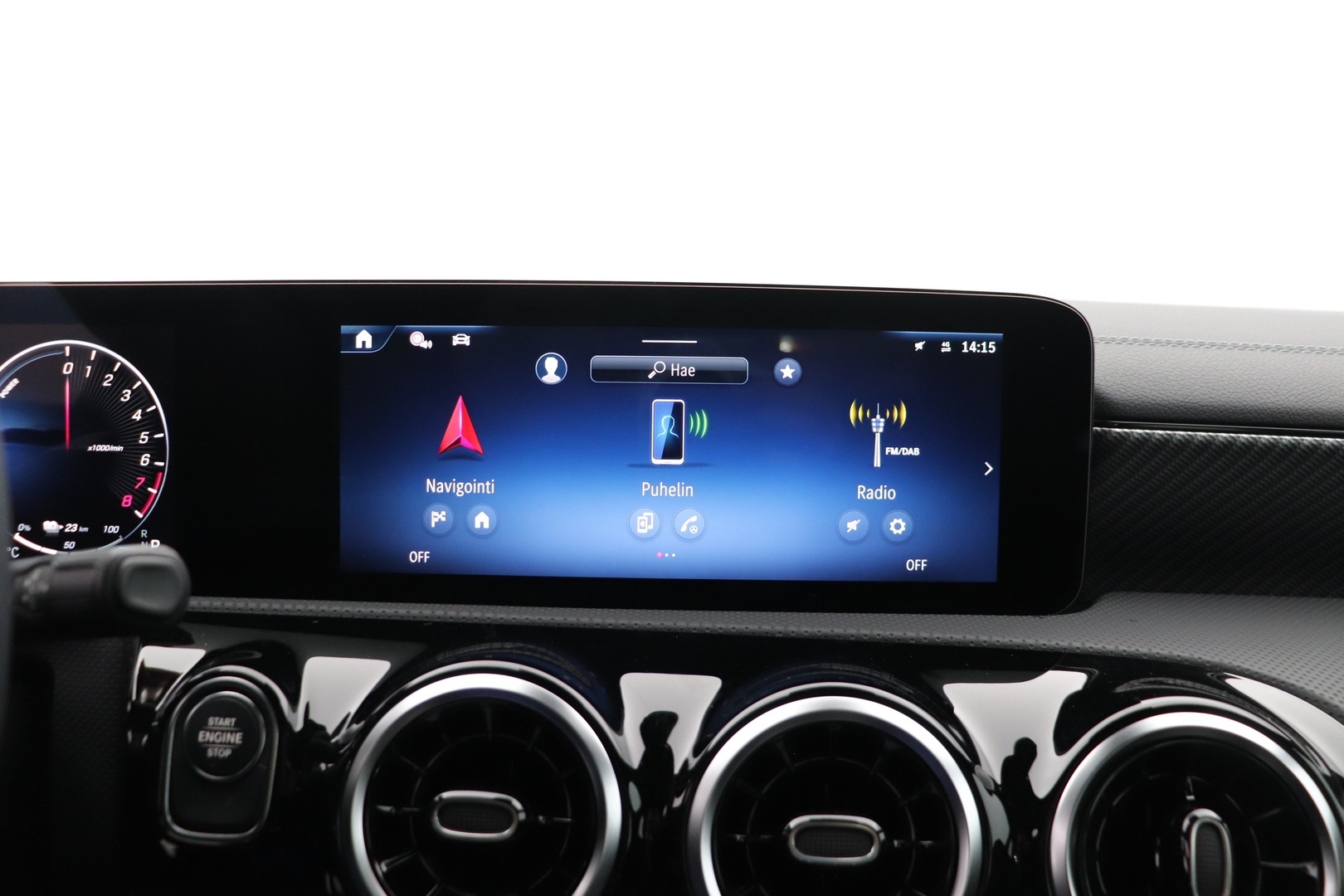 MERCEDES-BENZ CLA 2025