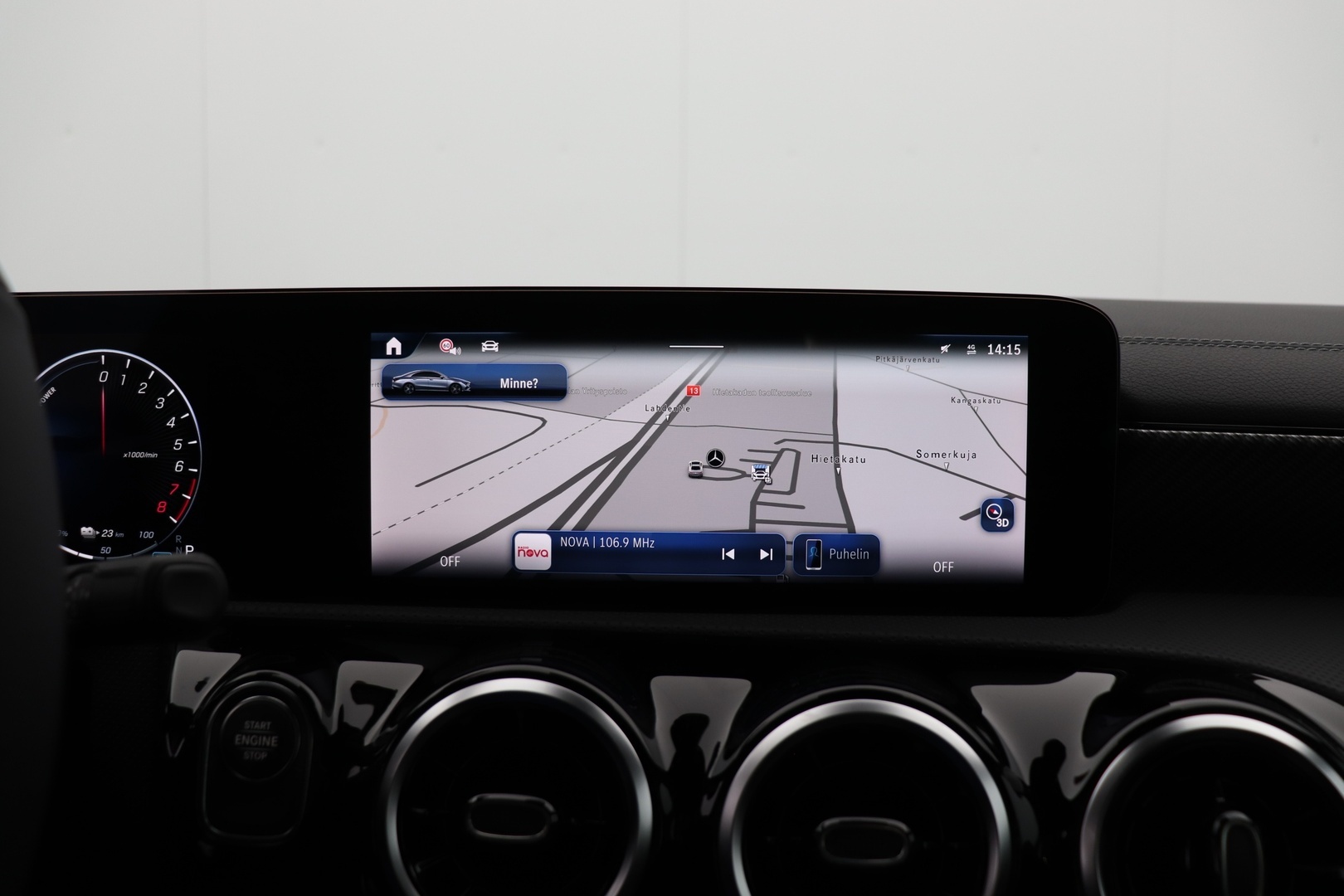 MERCEDES-BENZ CLA 2025