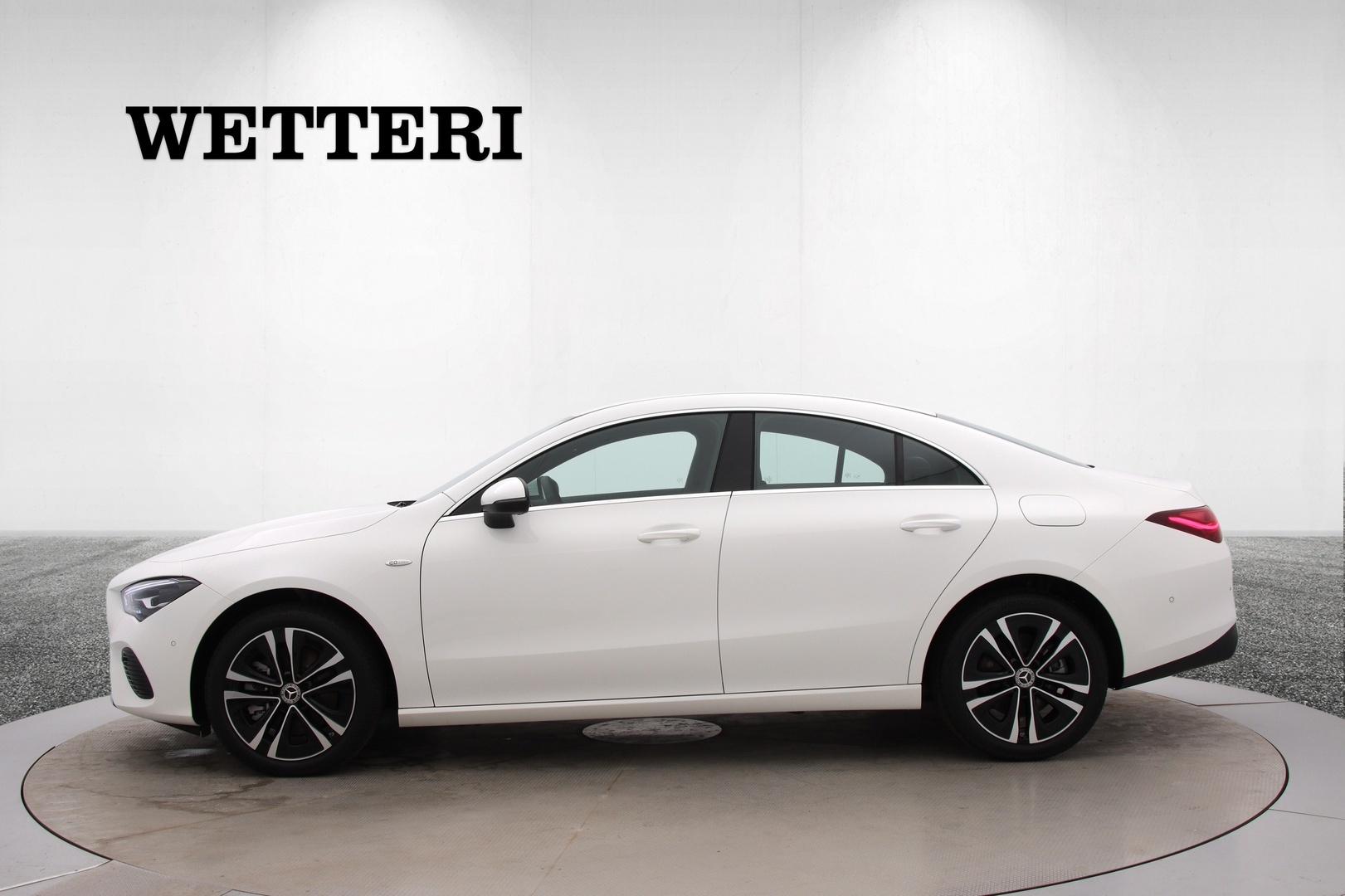 MERCEDES-BENZ CLA 2025