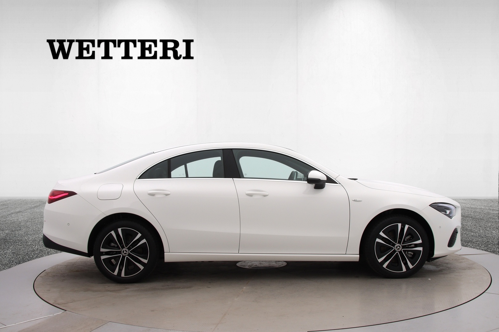 MERCEDES-BENZ CLA 2025