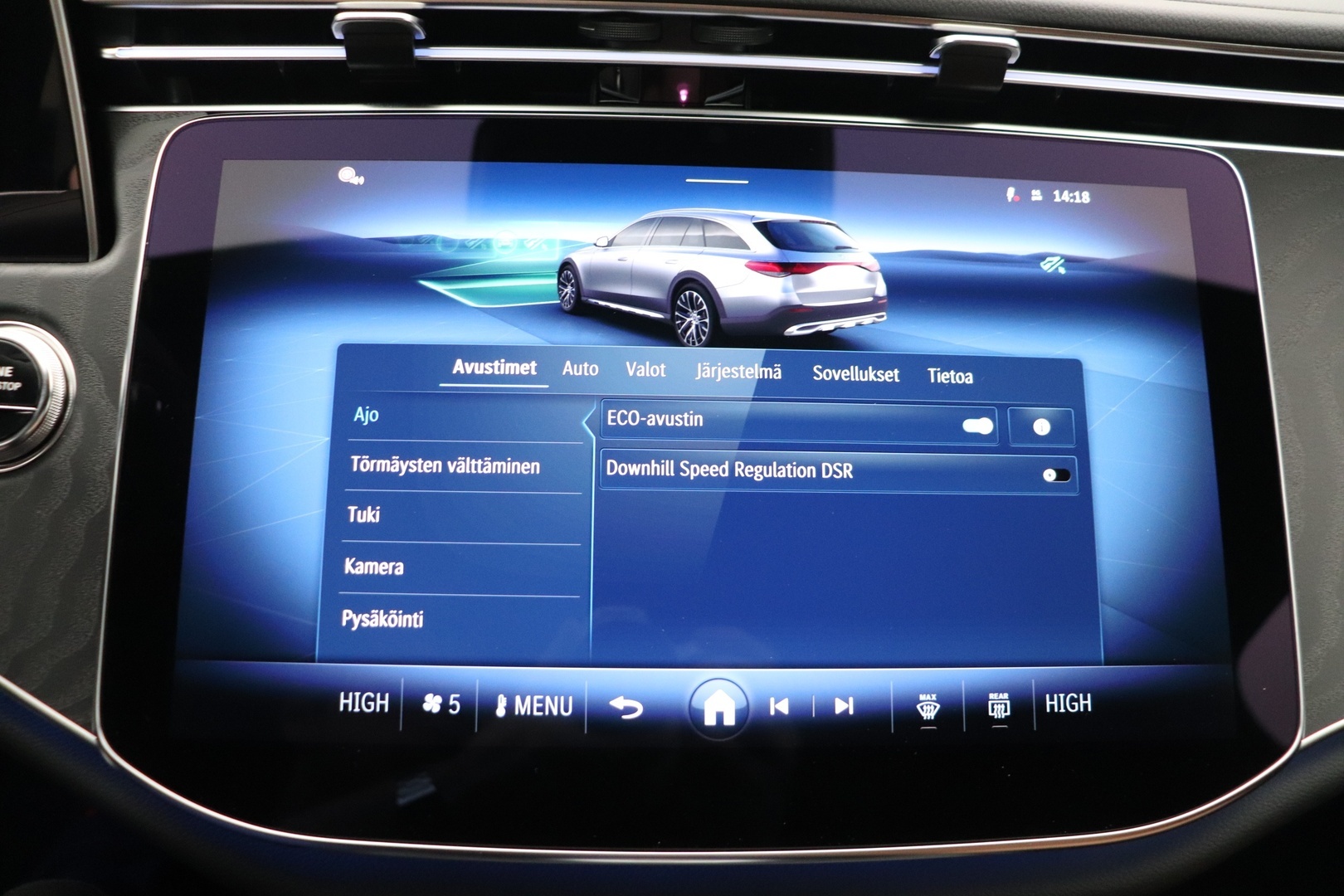 MERCEDES-BENZ E 2026