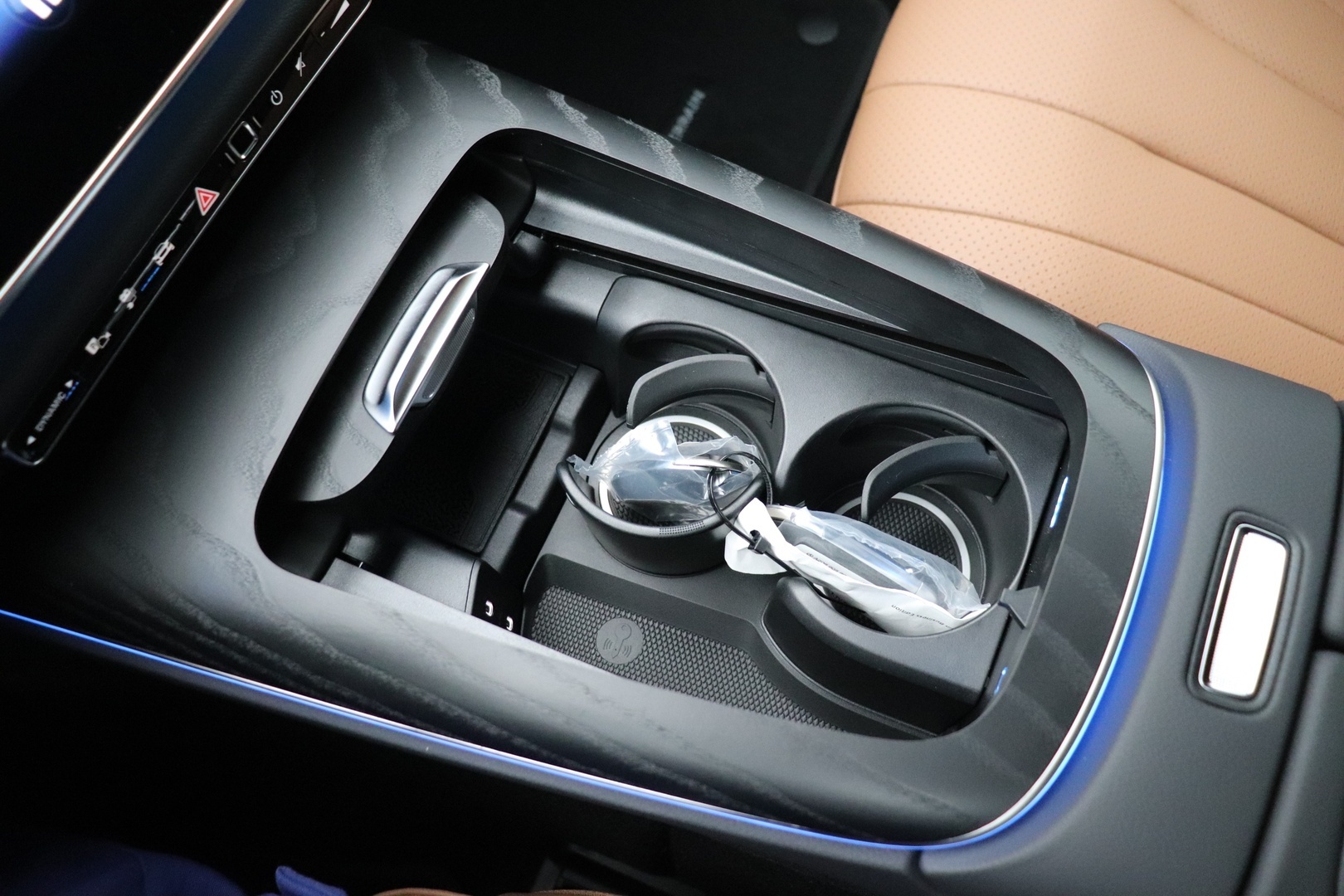 MERCEDES-BENZ E 2026