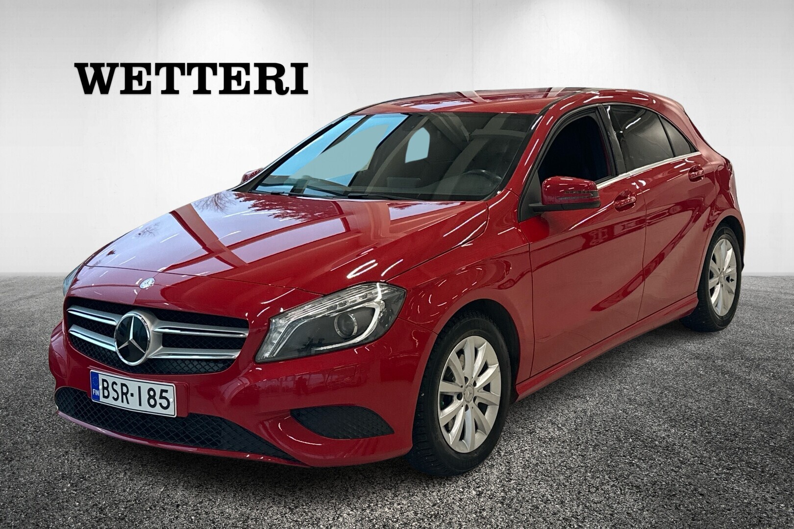 MERCEDES-BENZ A 2015