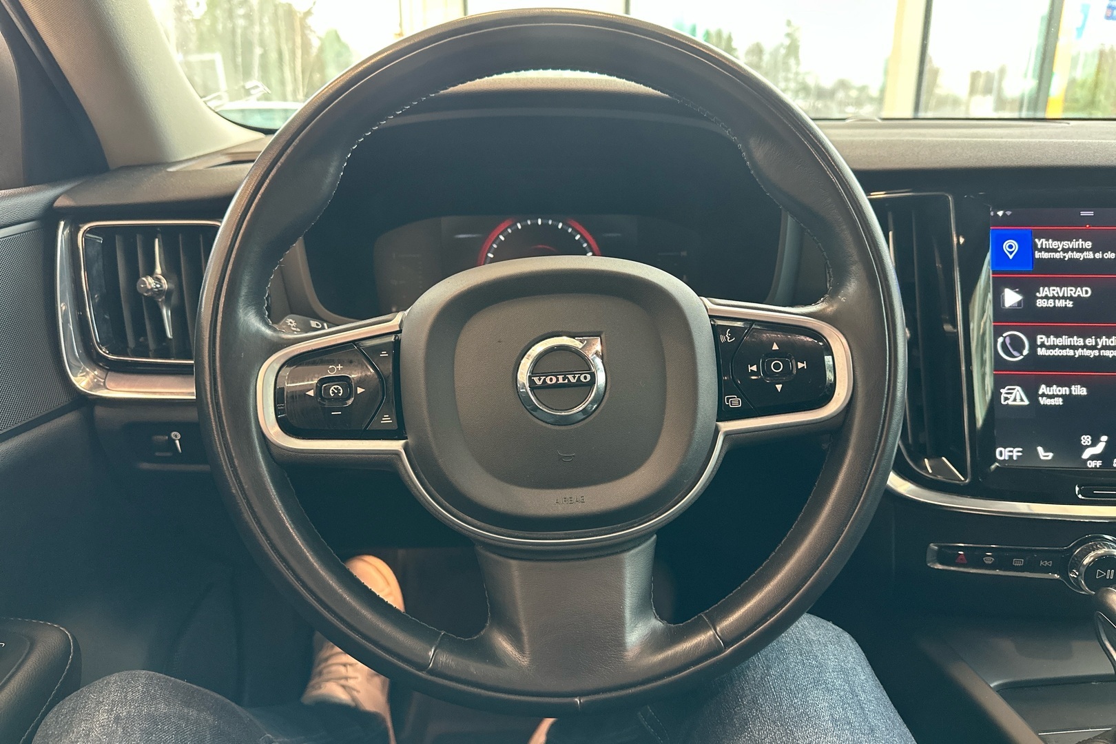 VOLVO V60 2019