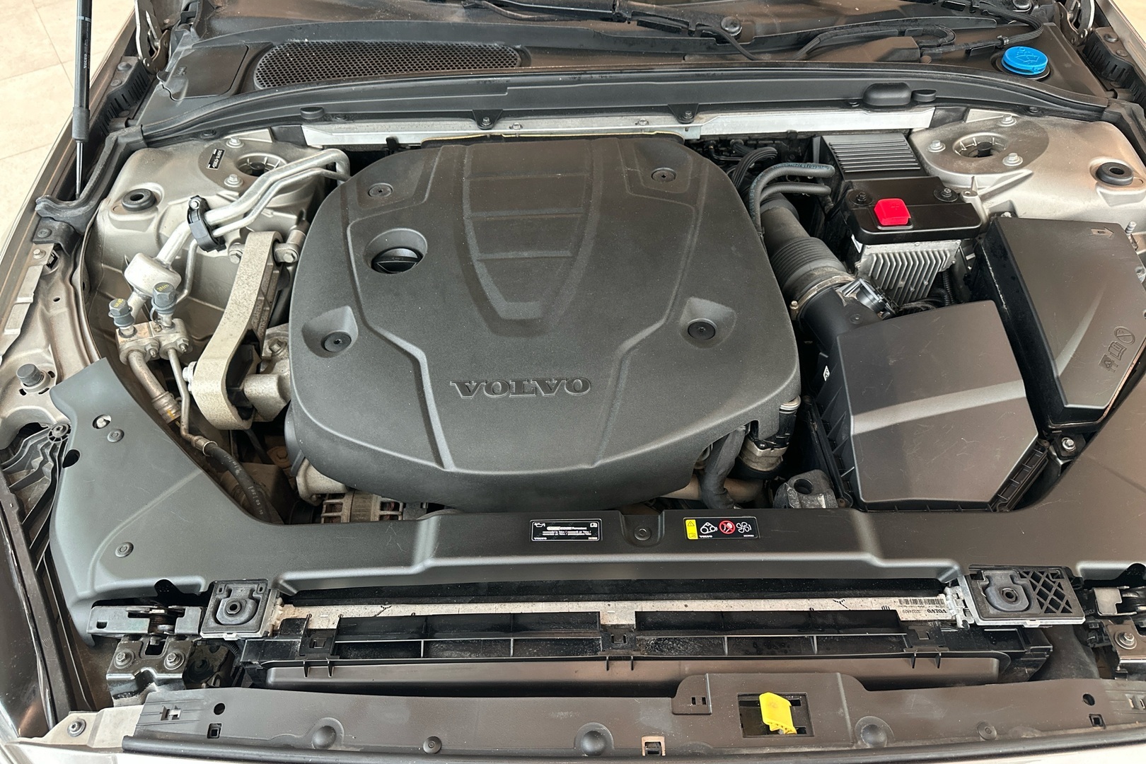 VOLVO V60 2019