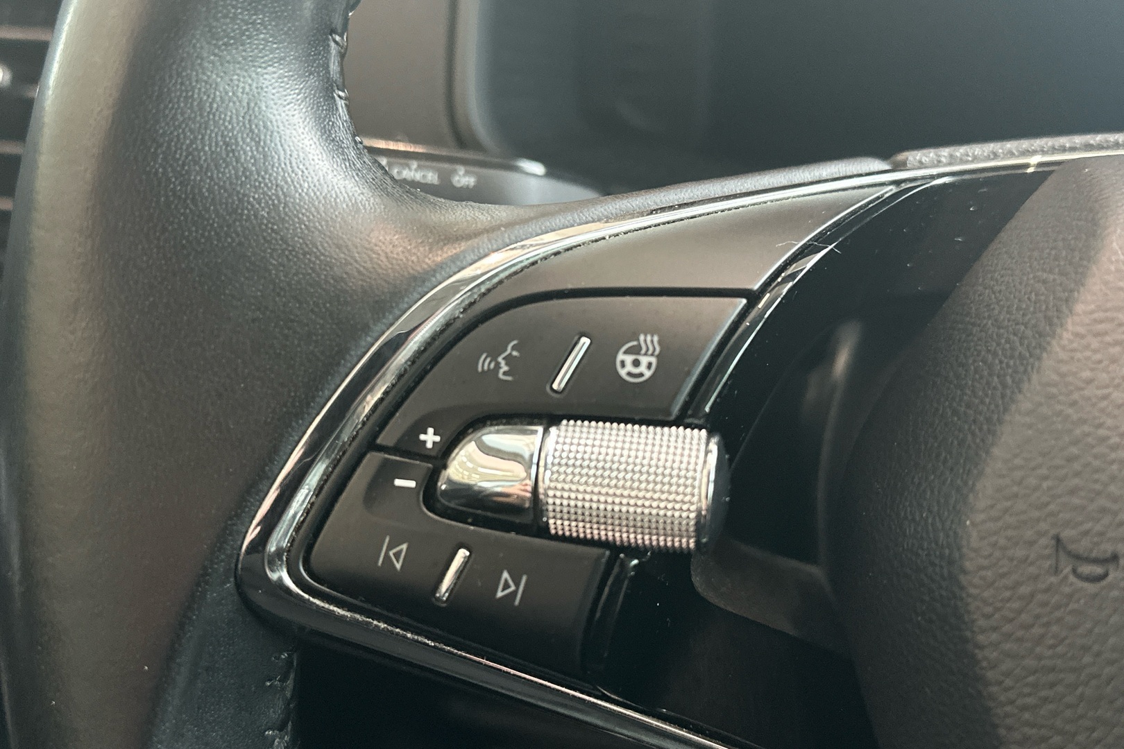 SKODA Karoq 2021