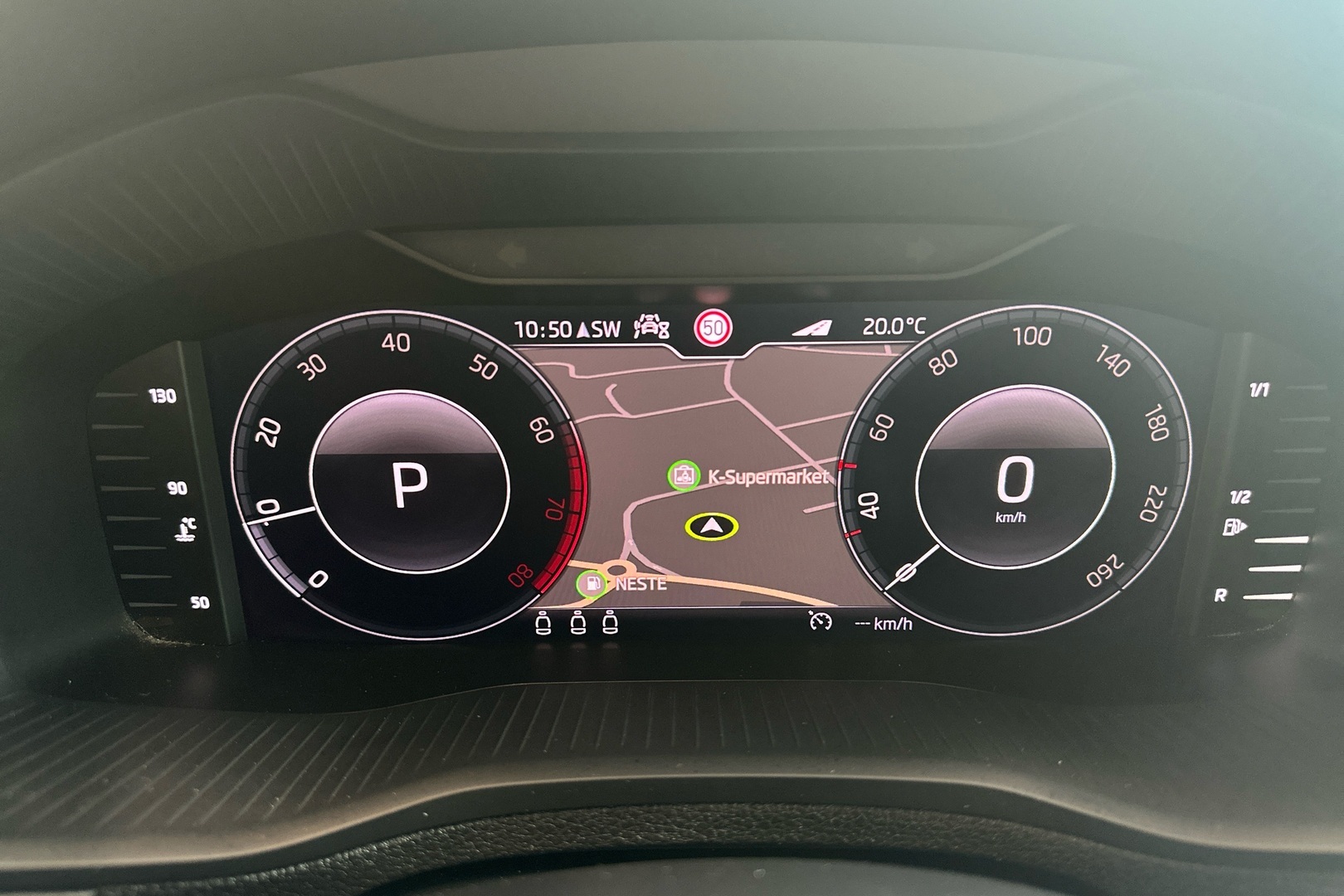 SKODA Karoq 2021