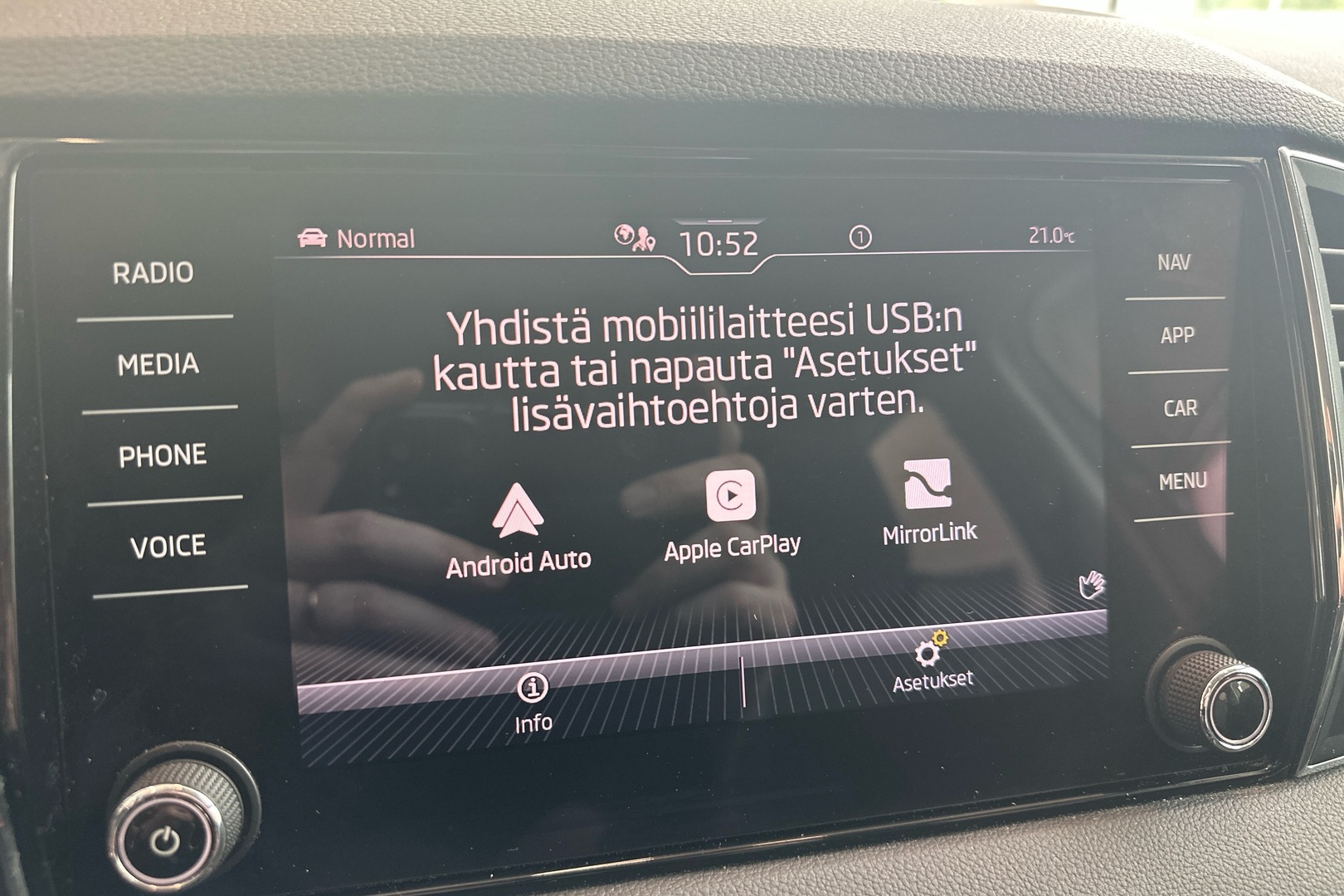 SKODA Karoq 2021