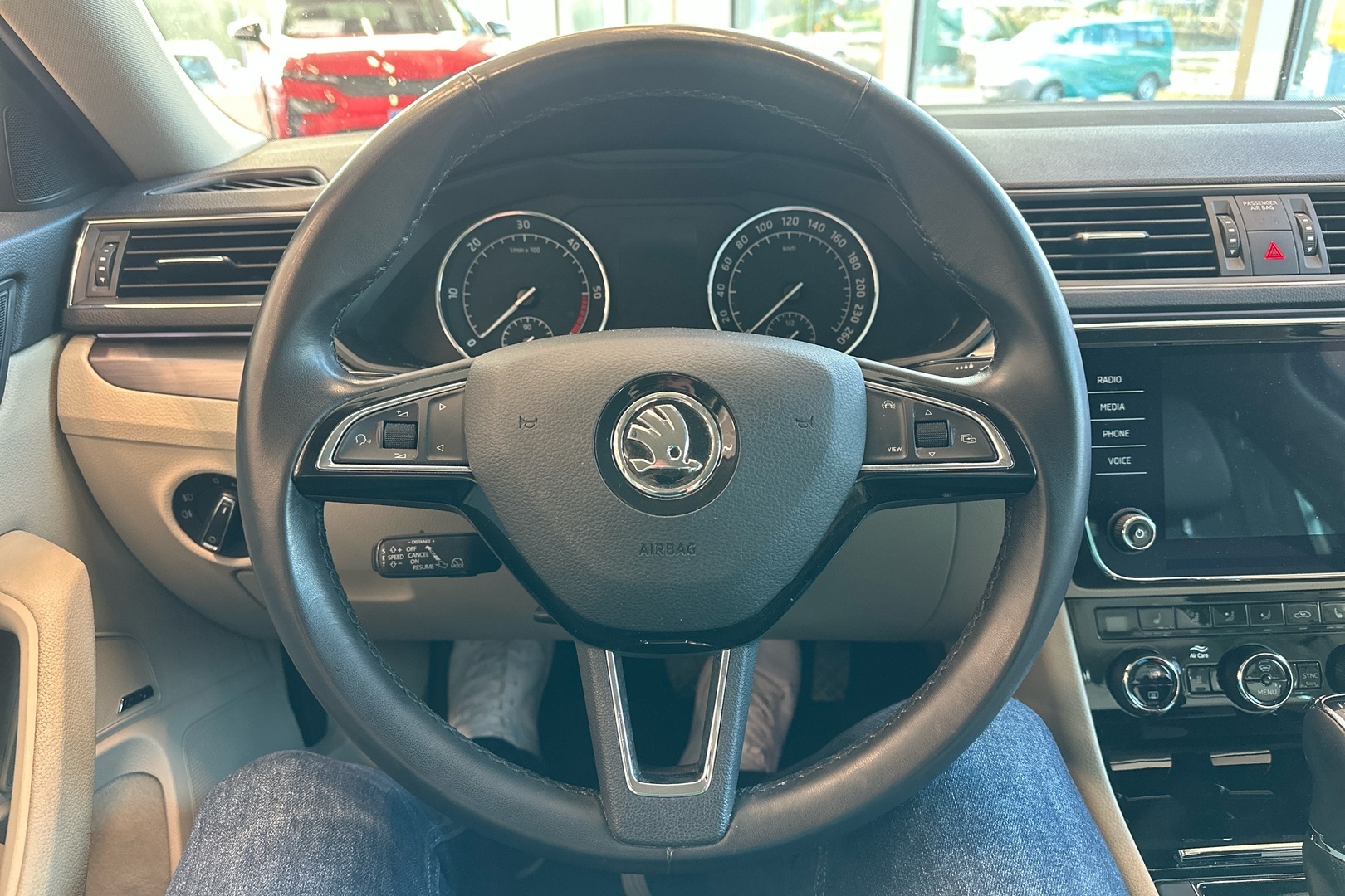 SKODA Superb 2019