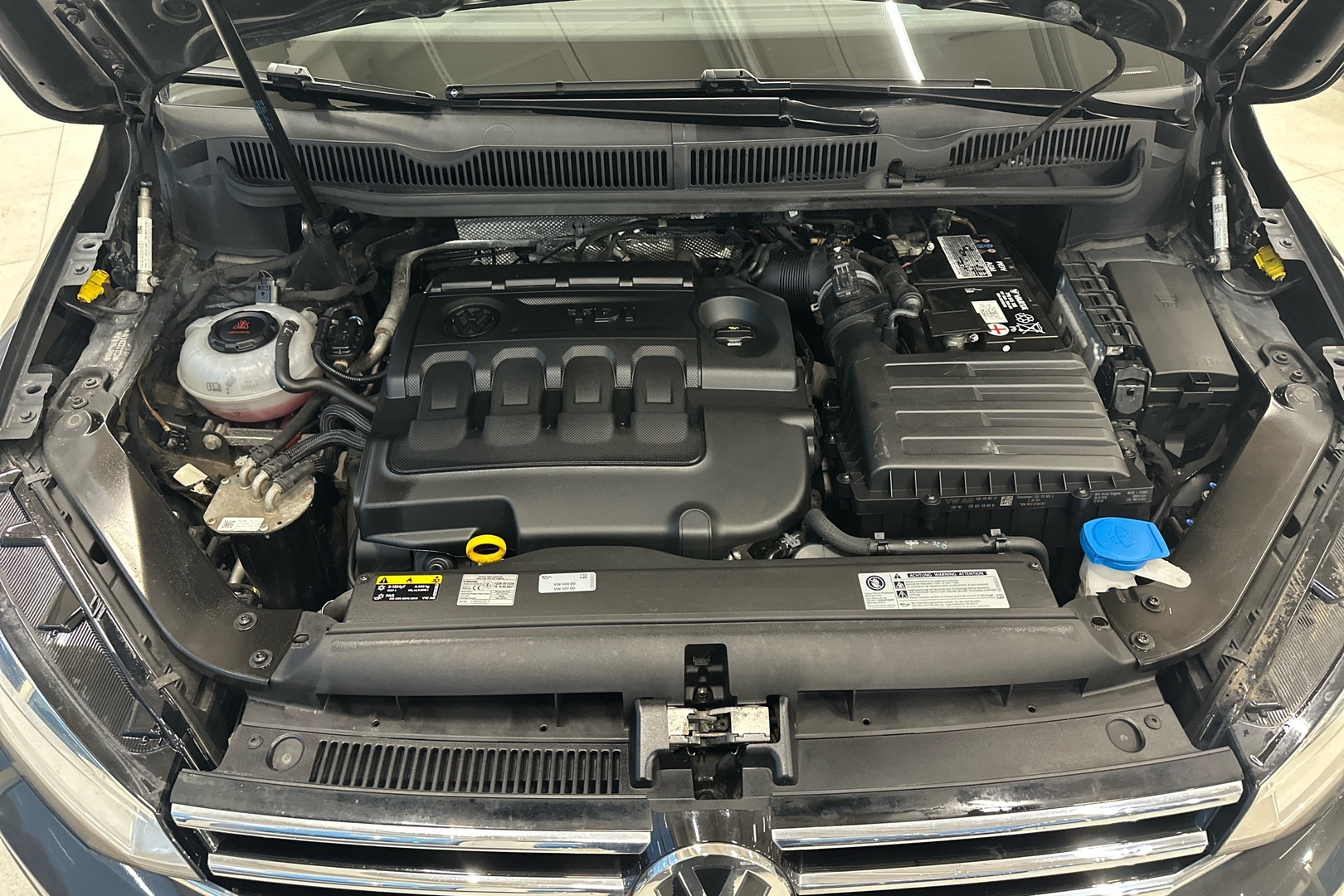 VOLKSWAGEN Touran 2019