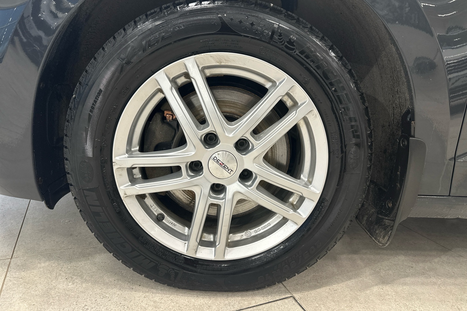 VOLKSWAGEN Touran 2019