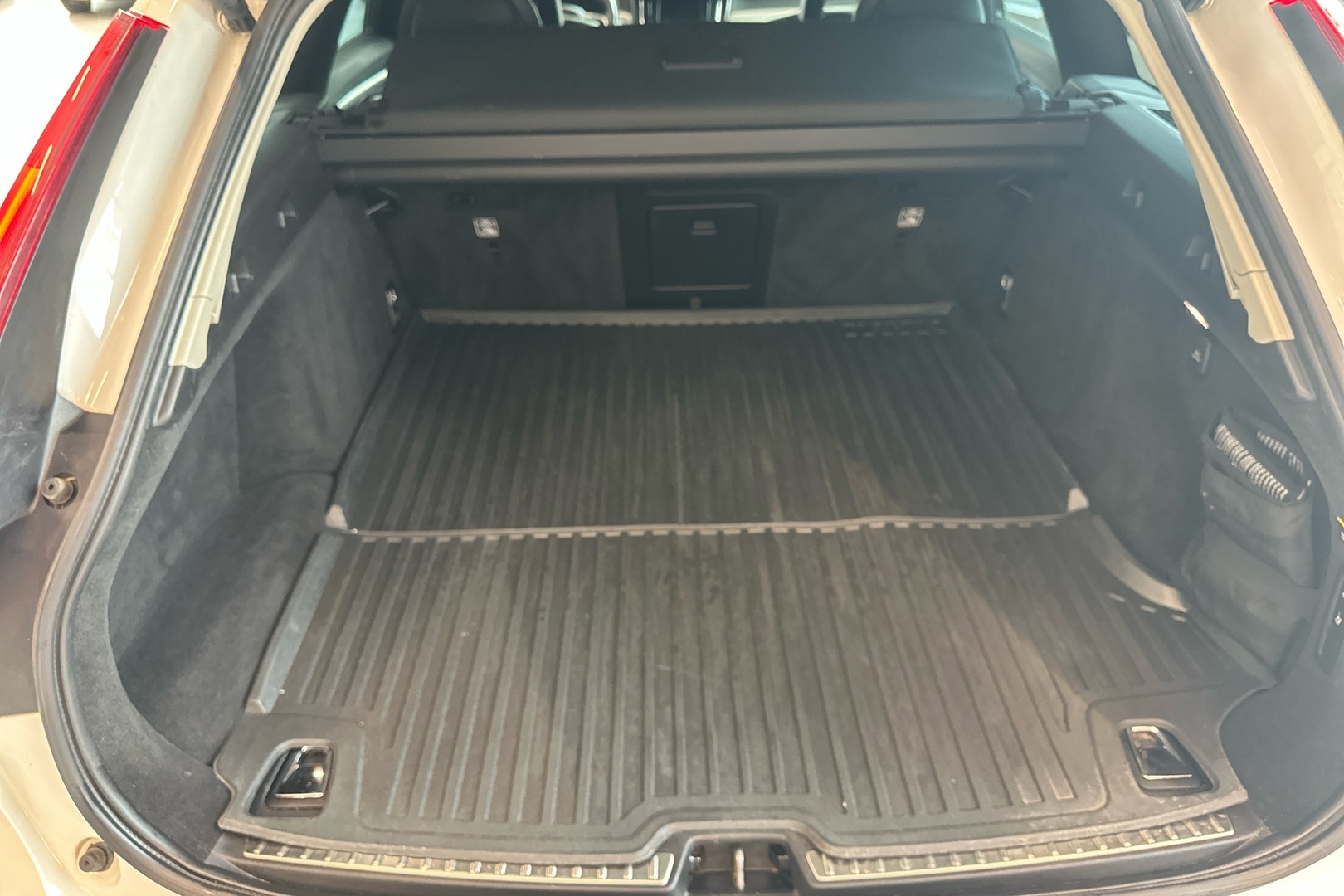 VOLVO V90 2017