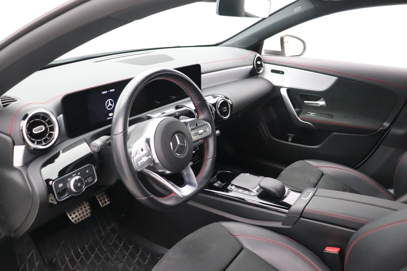 MERCEDES-BENZ CLA 2021