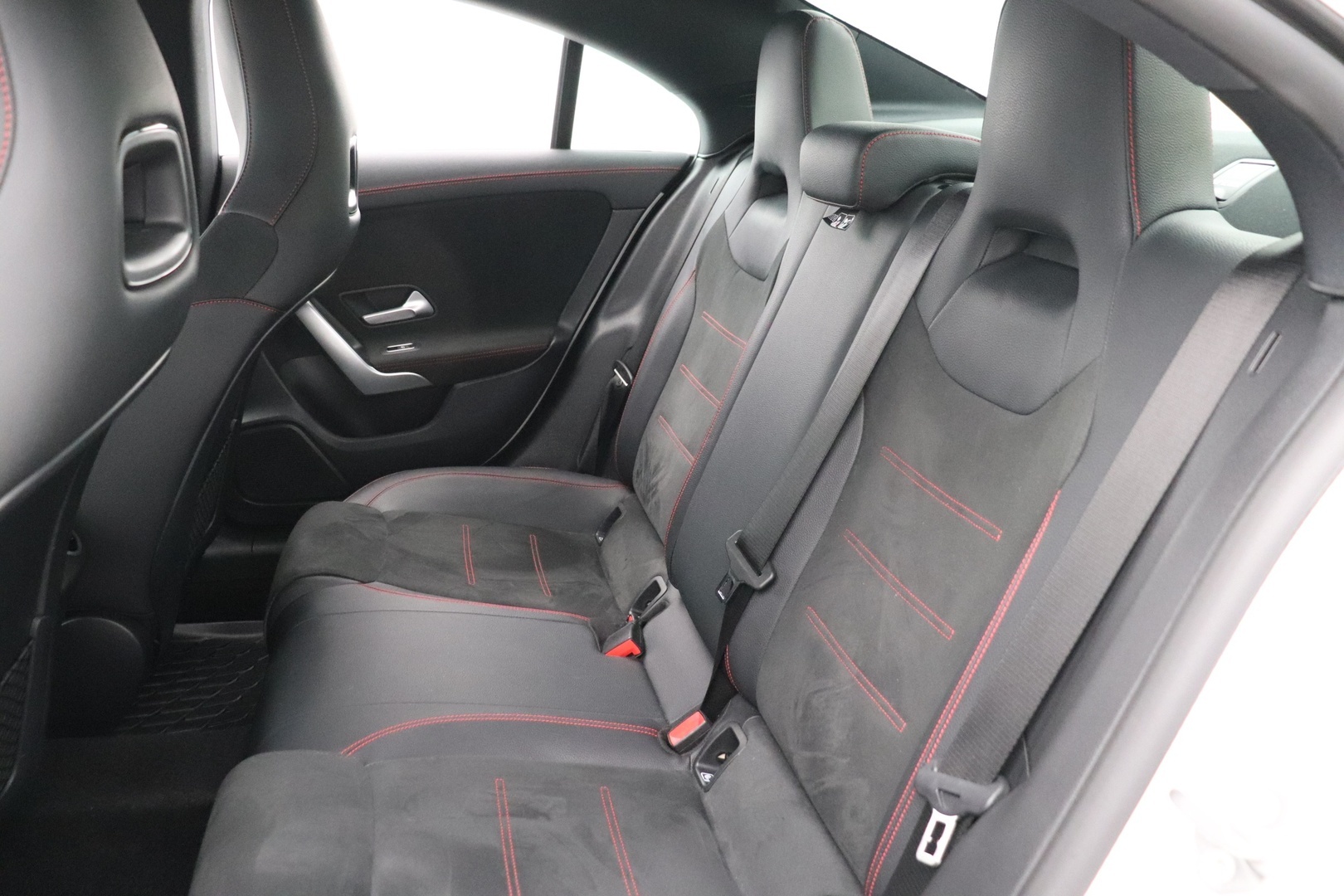 MERCEDES-BENZ CLA 2021