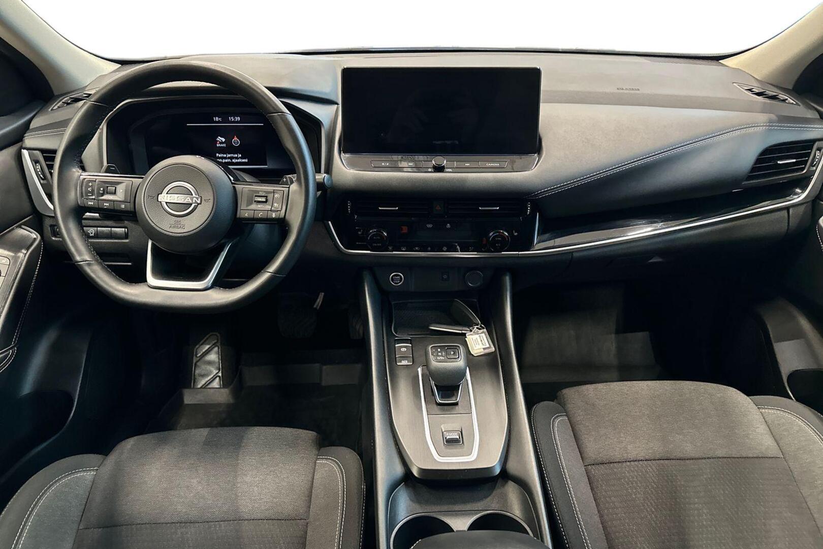 NISSAN Qashqai 2024