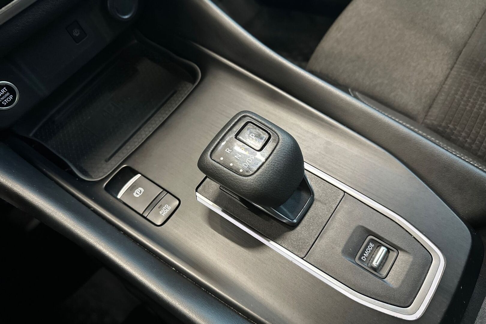 NISSAN Qashqai 2024